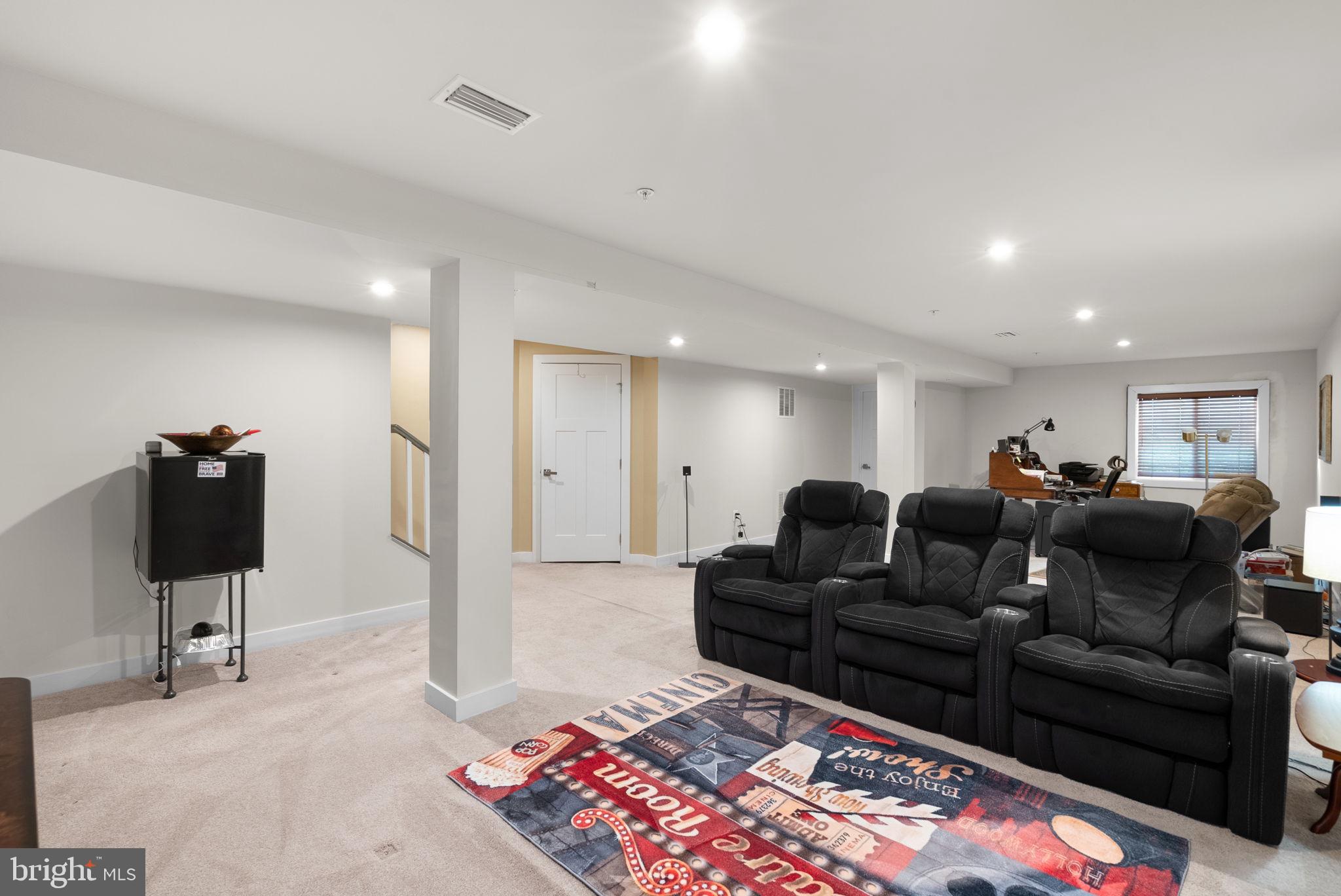 CREEKSIDE VILLAGE AT TANYARD SPRINGS - Residential