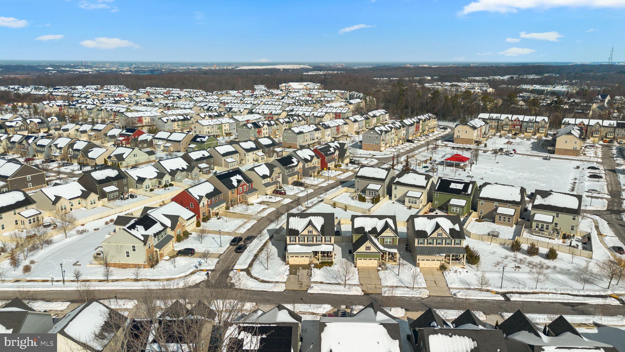 8193 HICKORY HOLLOW DRIVE