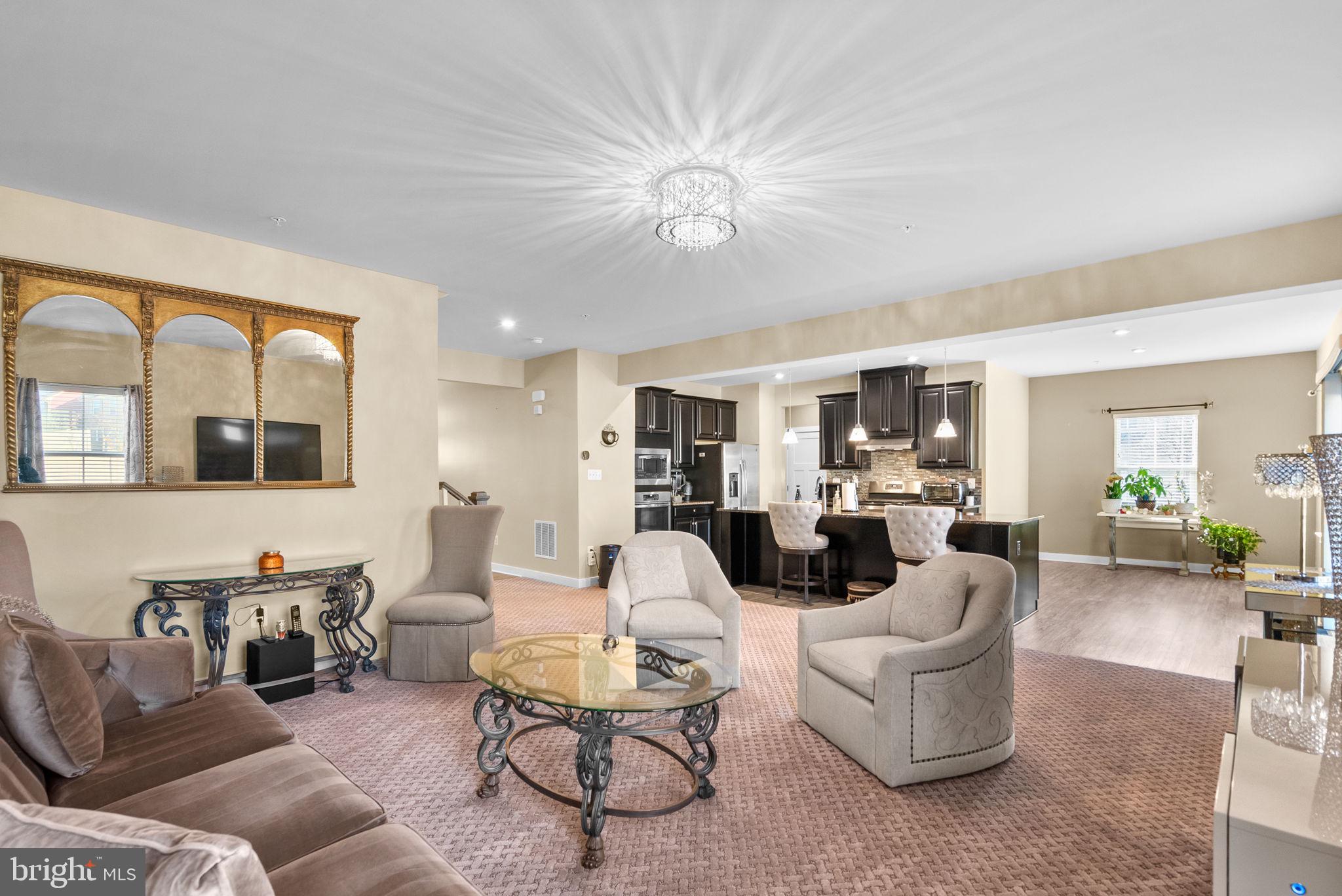 CREEKSIDE VILLAGE AT TANYARD SPRINGS - Residential