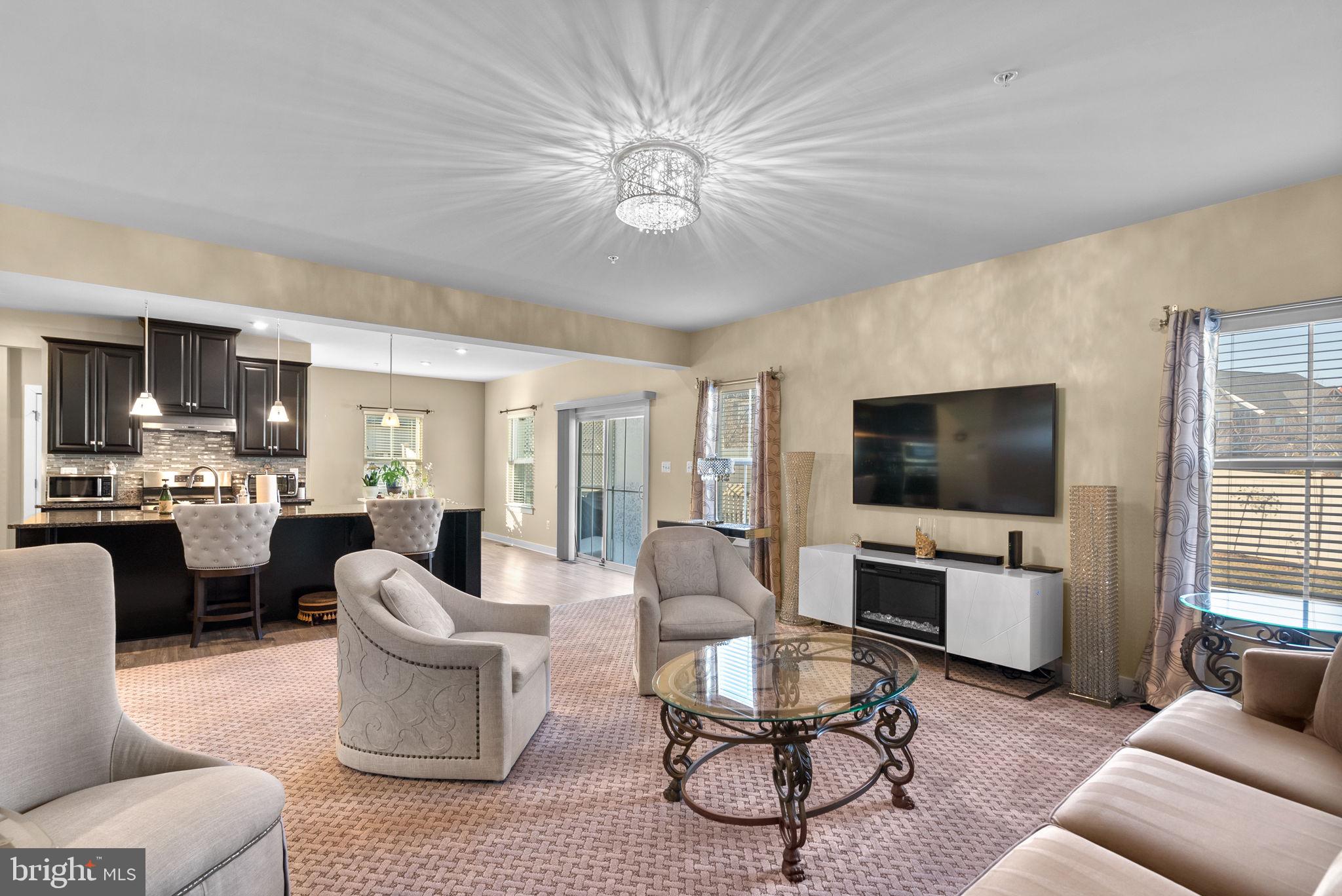 CREEKSIDE VILLAGE AT TANYARD SPRINGS - Residential