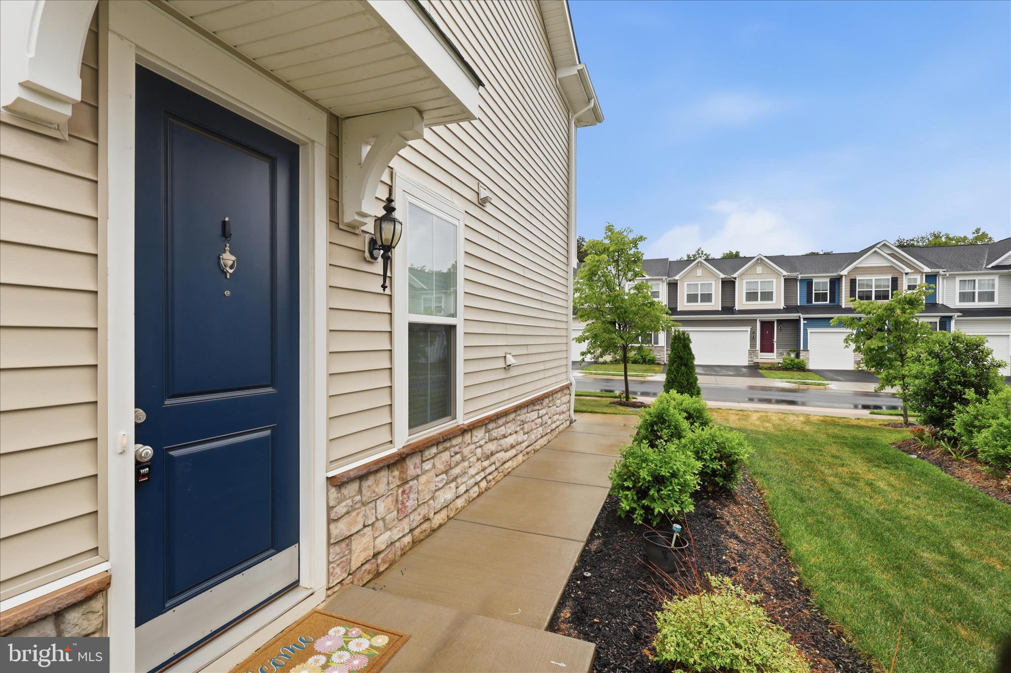 3664 TRAFORD LANE