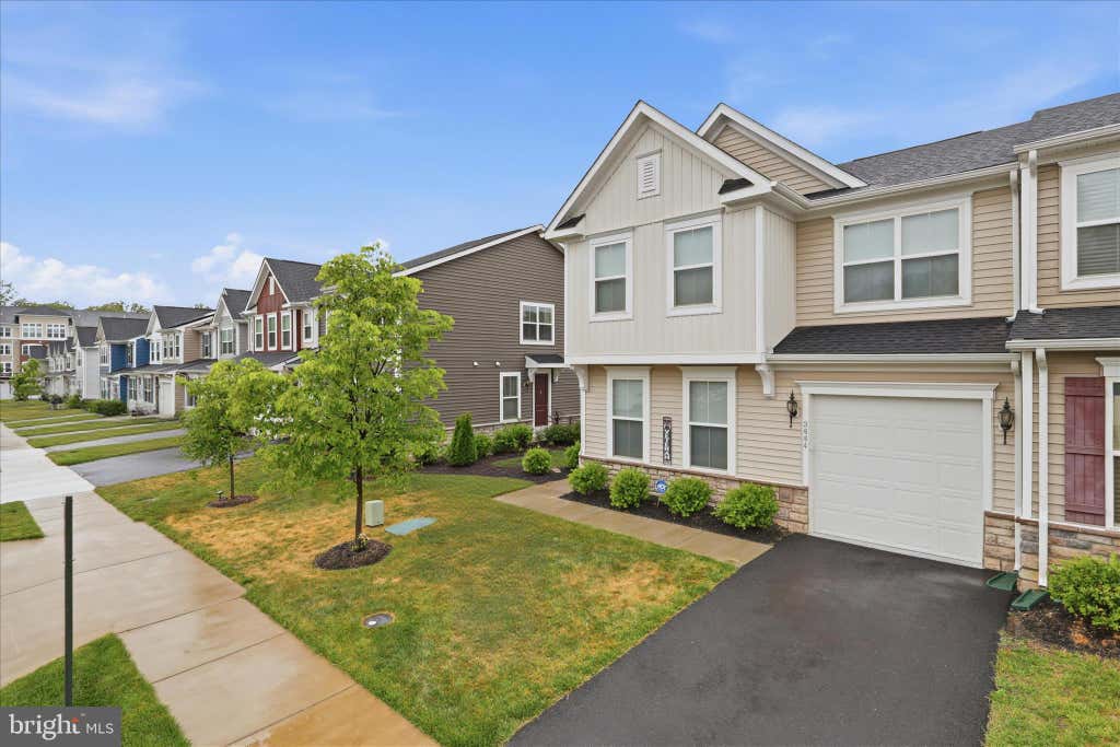 Photo of 3664 Traford Lane, WOODBRIDGE, VA 22193 (MLS # VAPW2118518)