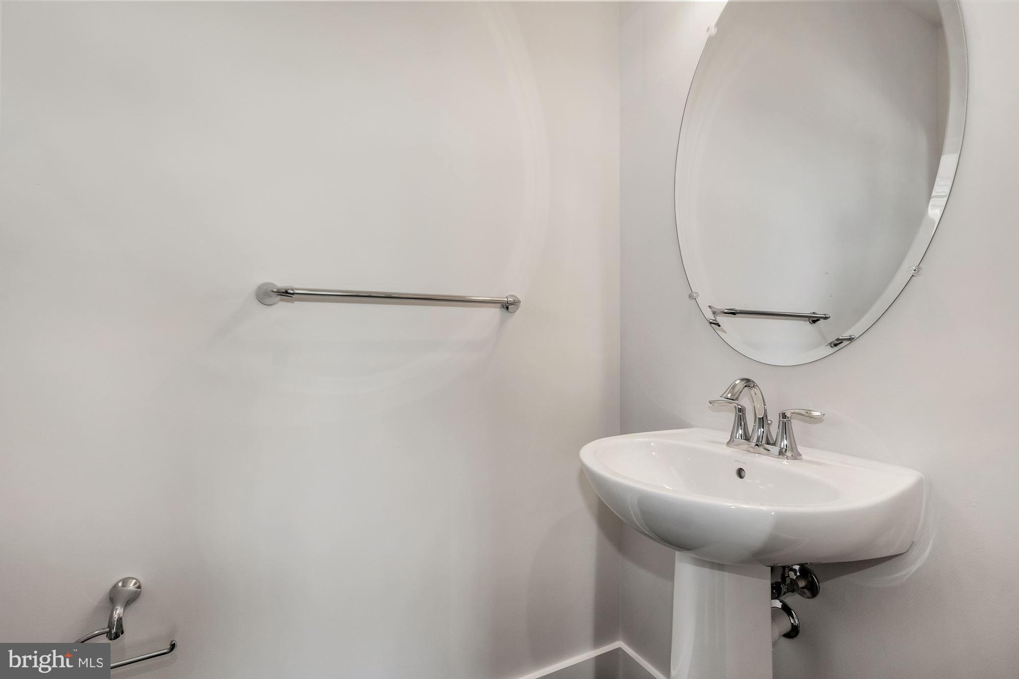 DEANWOOD PARK - Residential