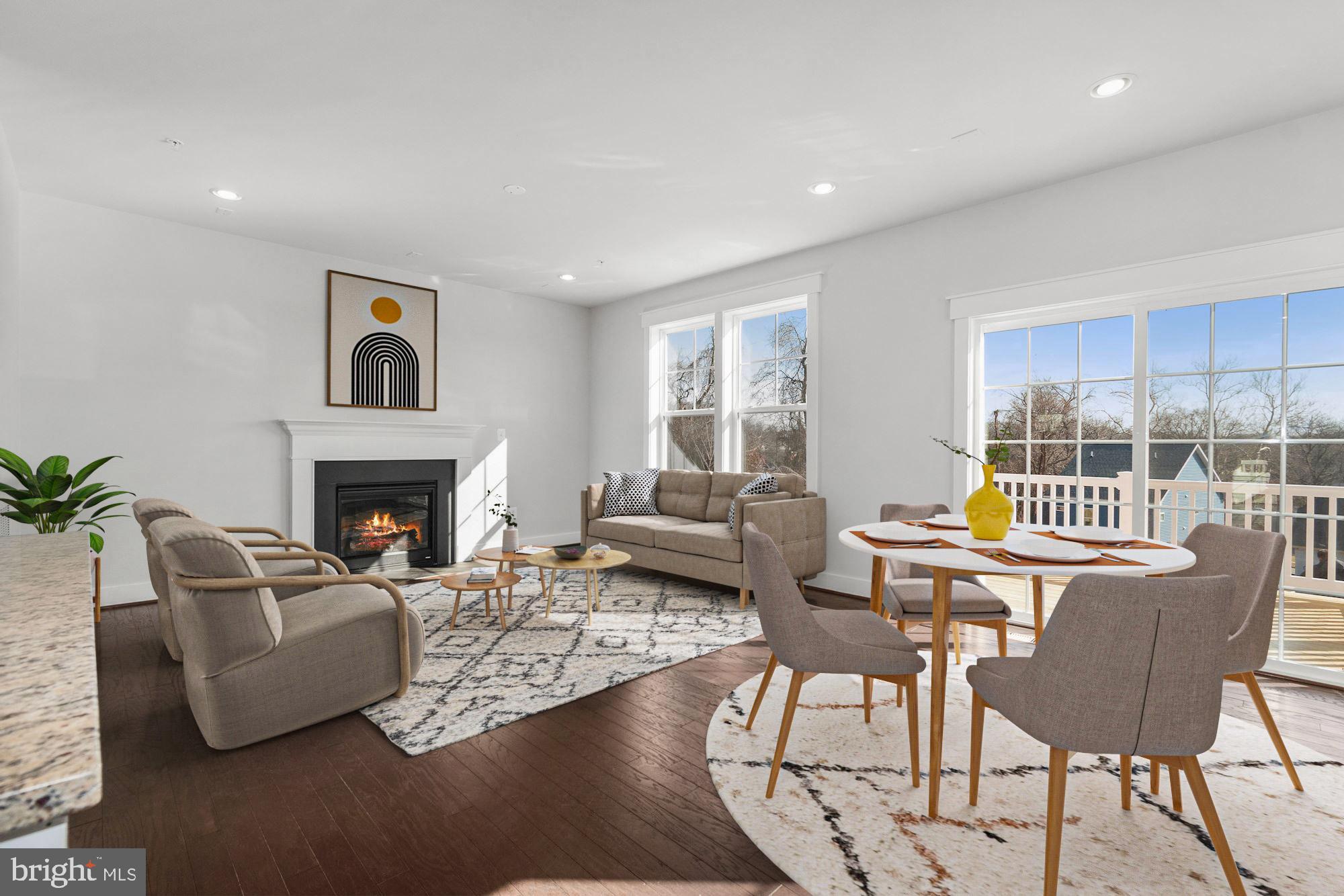 DEANWOOD PARK - Residential