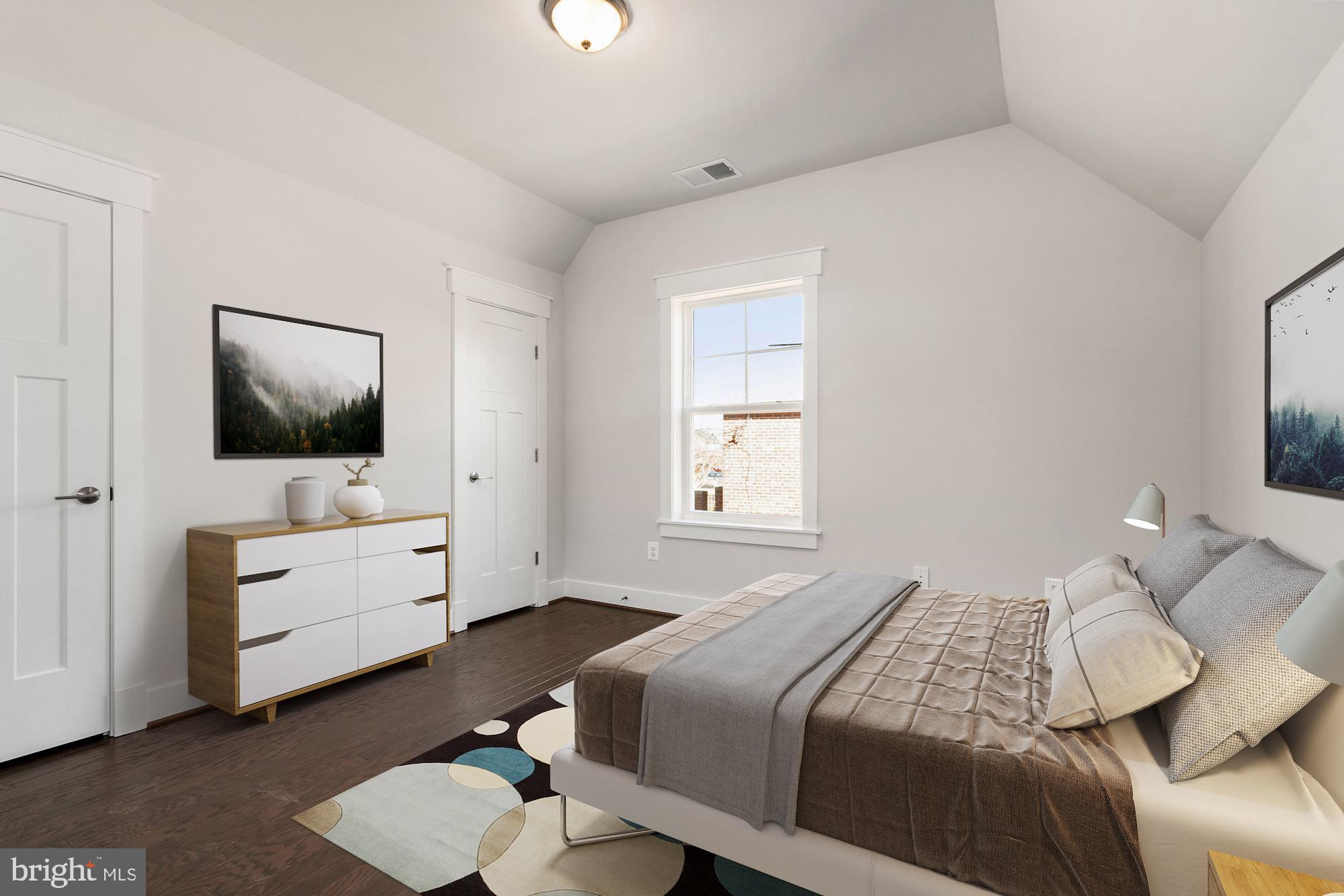 DEANWOOD PARK - Residential