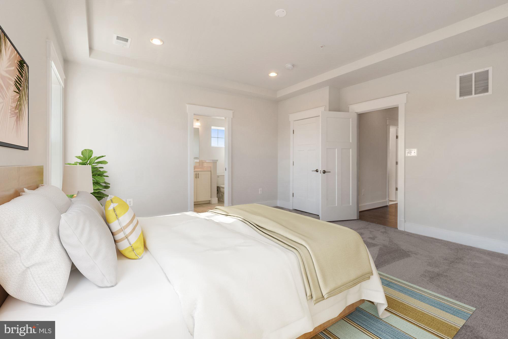 DEANWOOD PARK - Residential