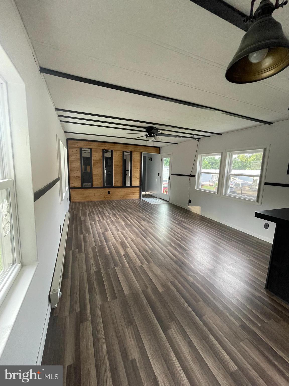 CINDY'S MOBILE HOME PARK - Residential