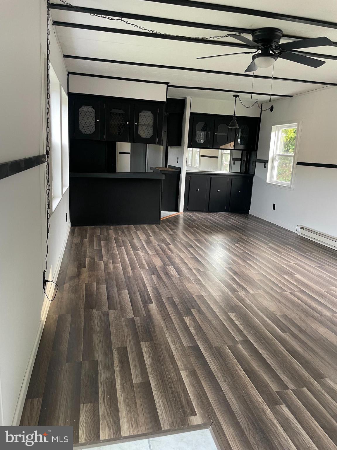 CINDY'S MOBILE HOME PARK - Residential