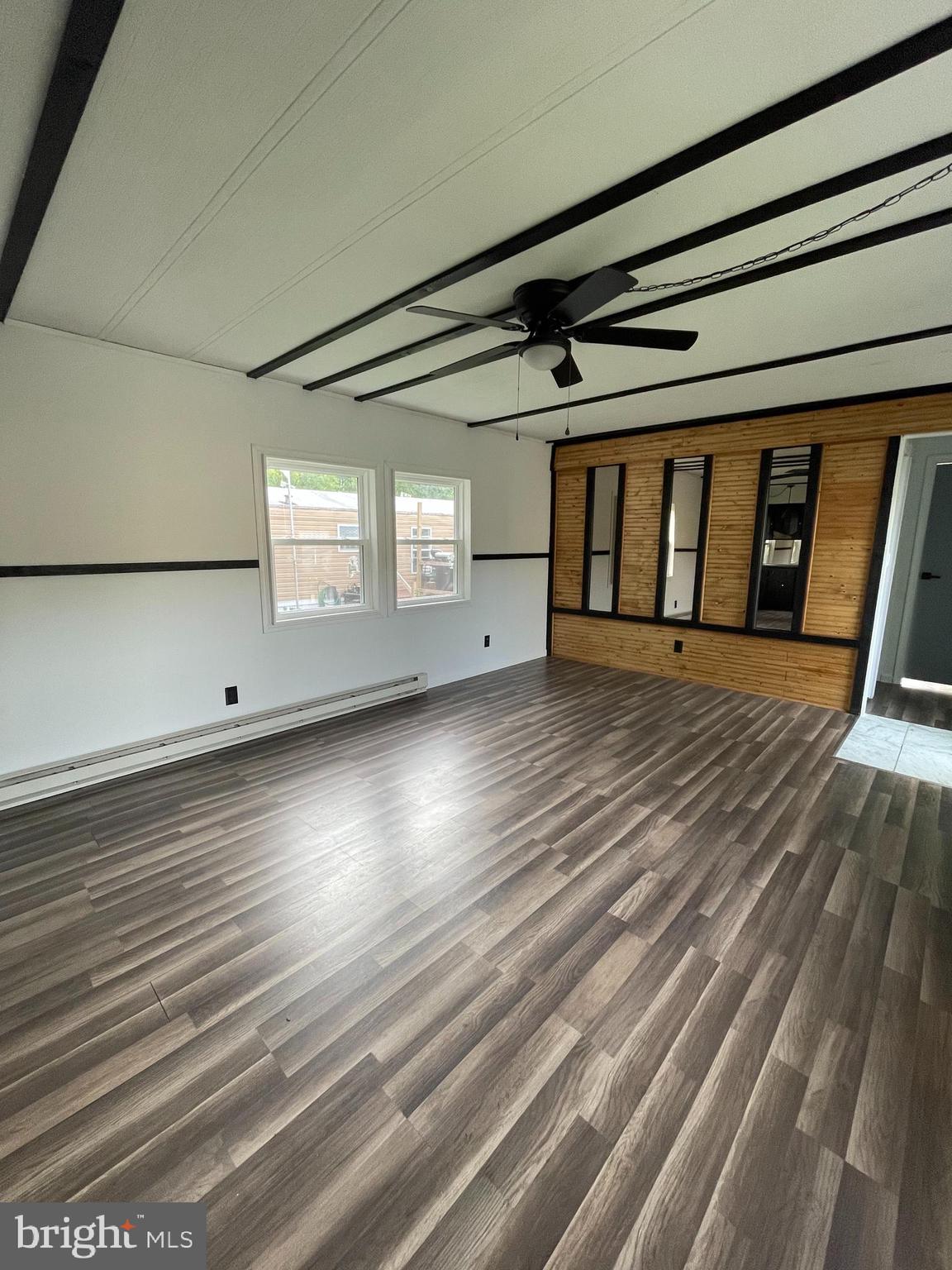 CINDY'S MOBILE HOME PARK - Residential