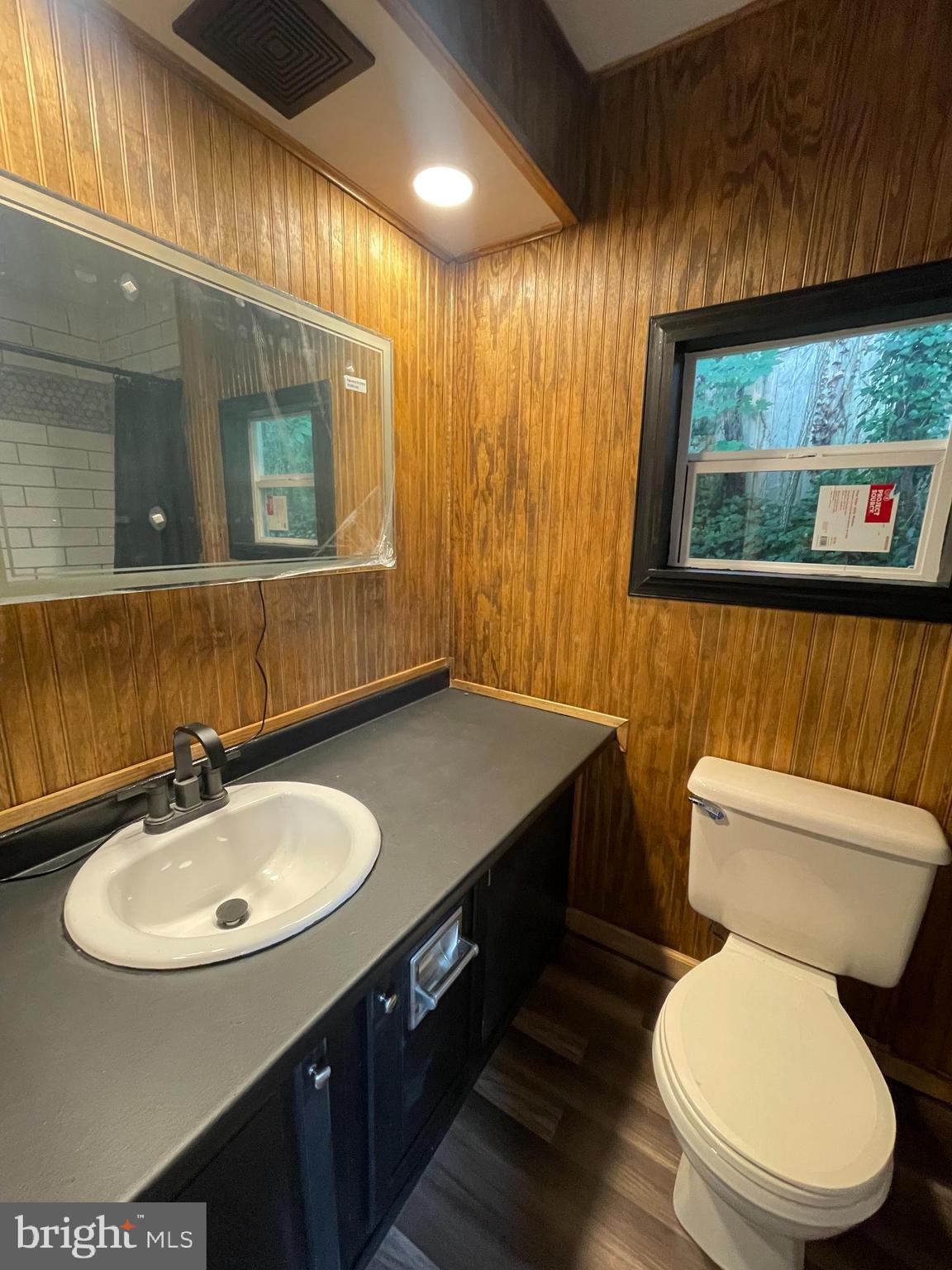 CINDY'S MOBILE HOME PARK - Residential