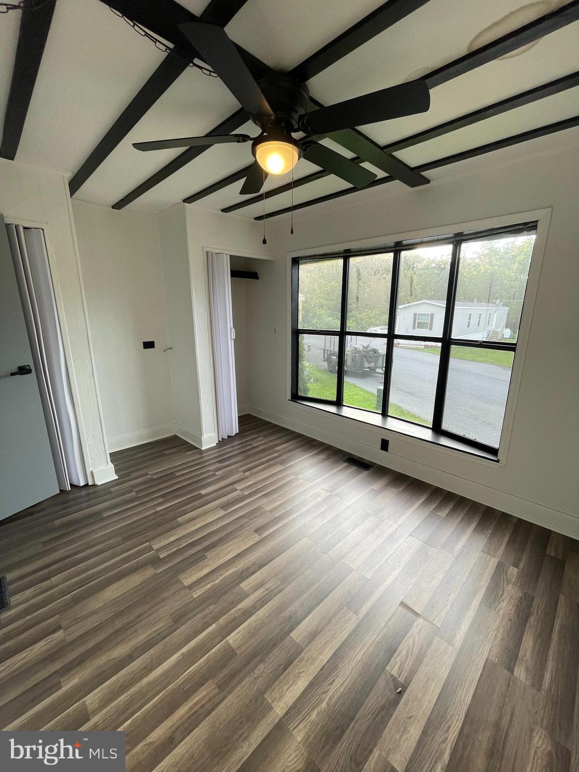 CINDY'S MOBILE HOME PARK - Residential