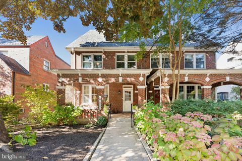 2814 38TH STREET NW WASHINGTON DC 20007