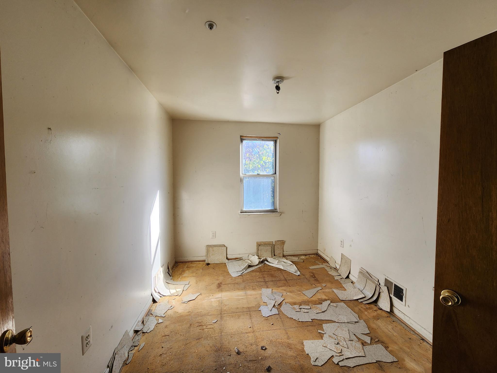 SANDTOWN-WINCHESTER - Residential