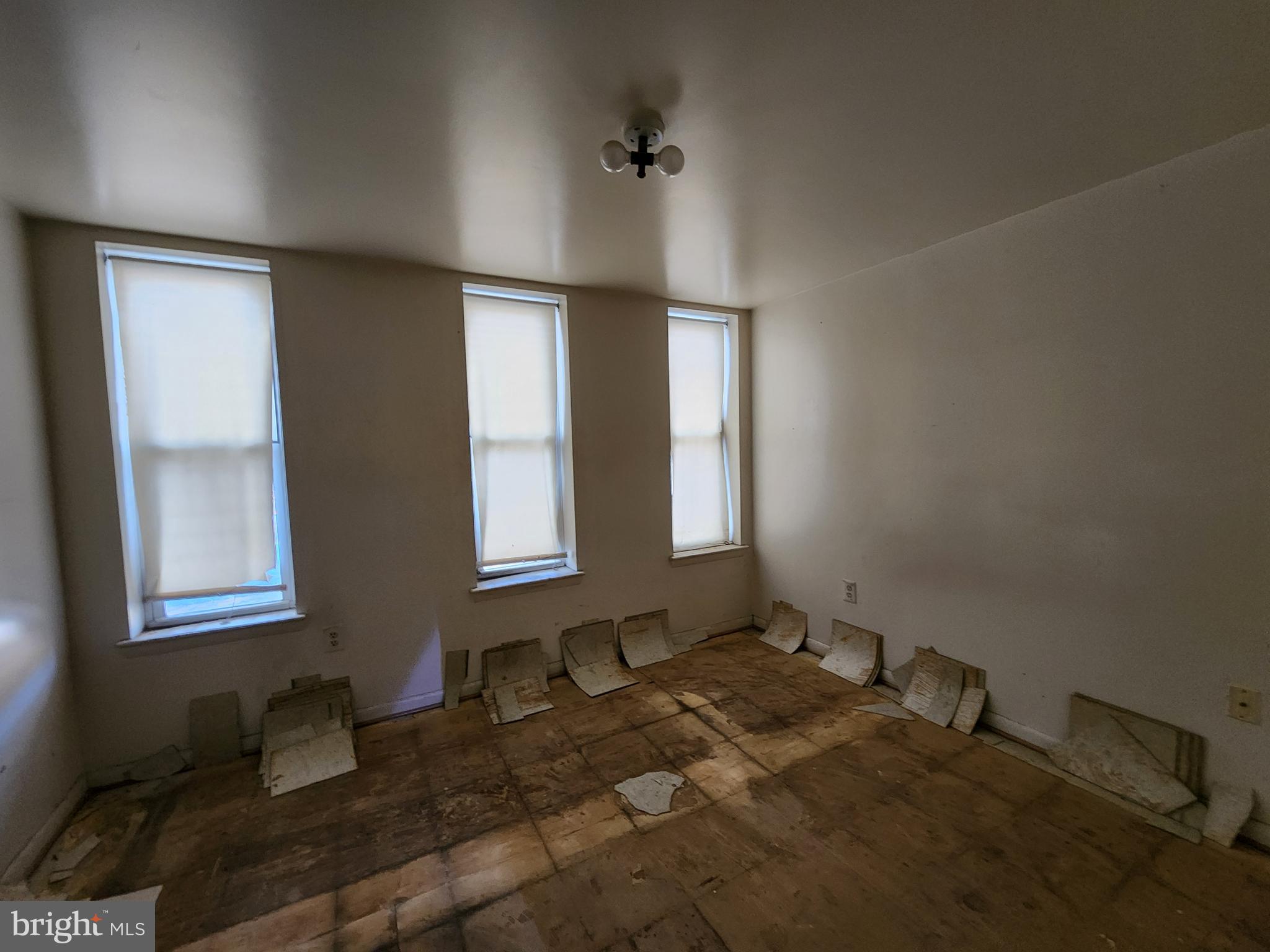 SANDTOWN-WINCHESTER - Residential