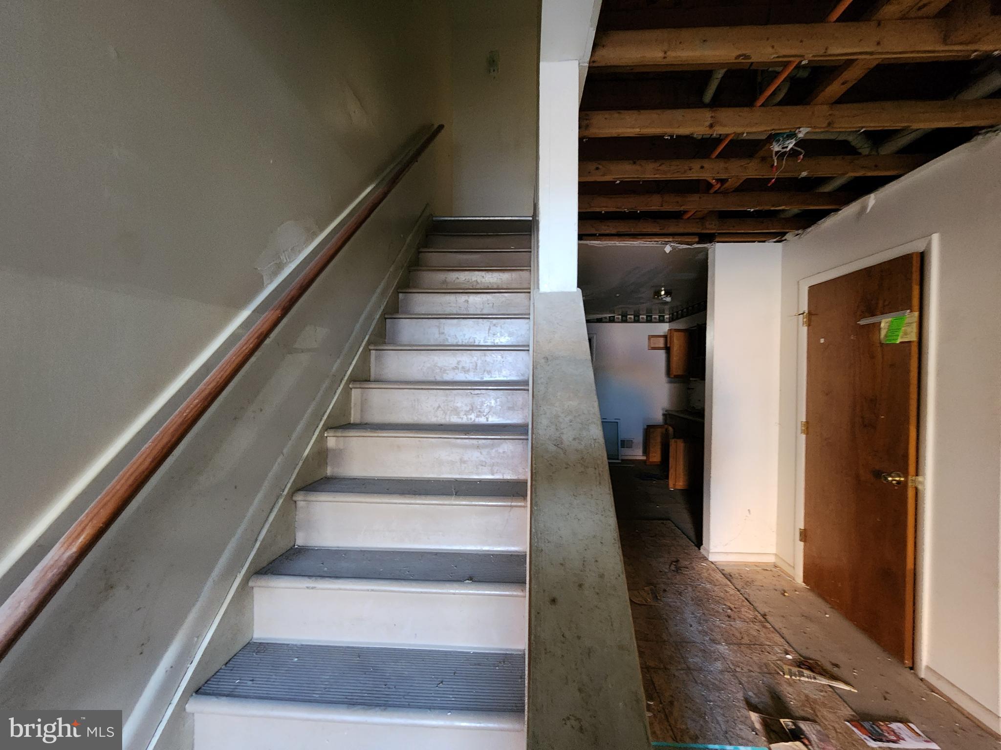 SANDTOWN-WINCHESTER - Residential