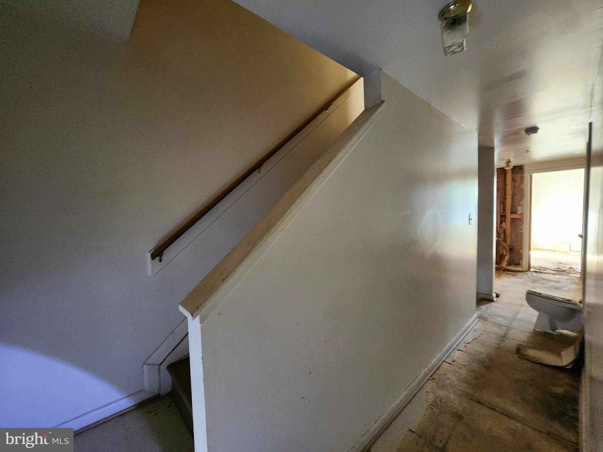 SANDTOWN-WINCHESTER - Residential