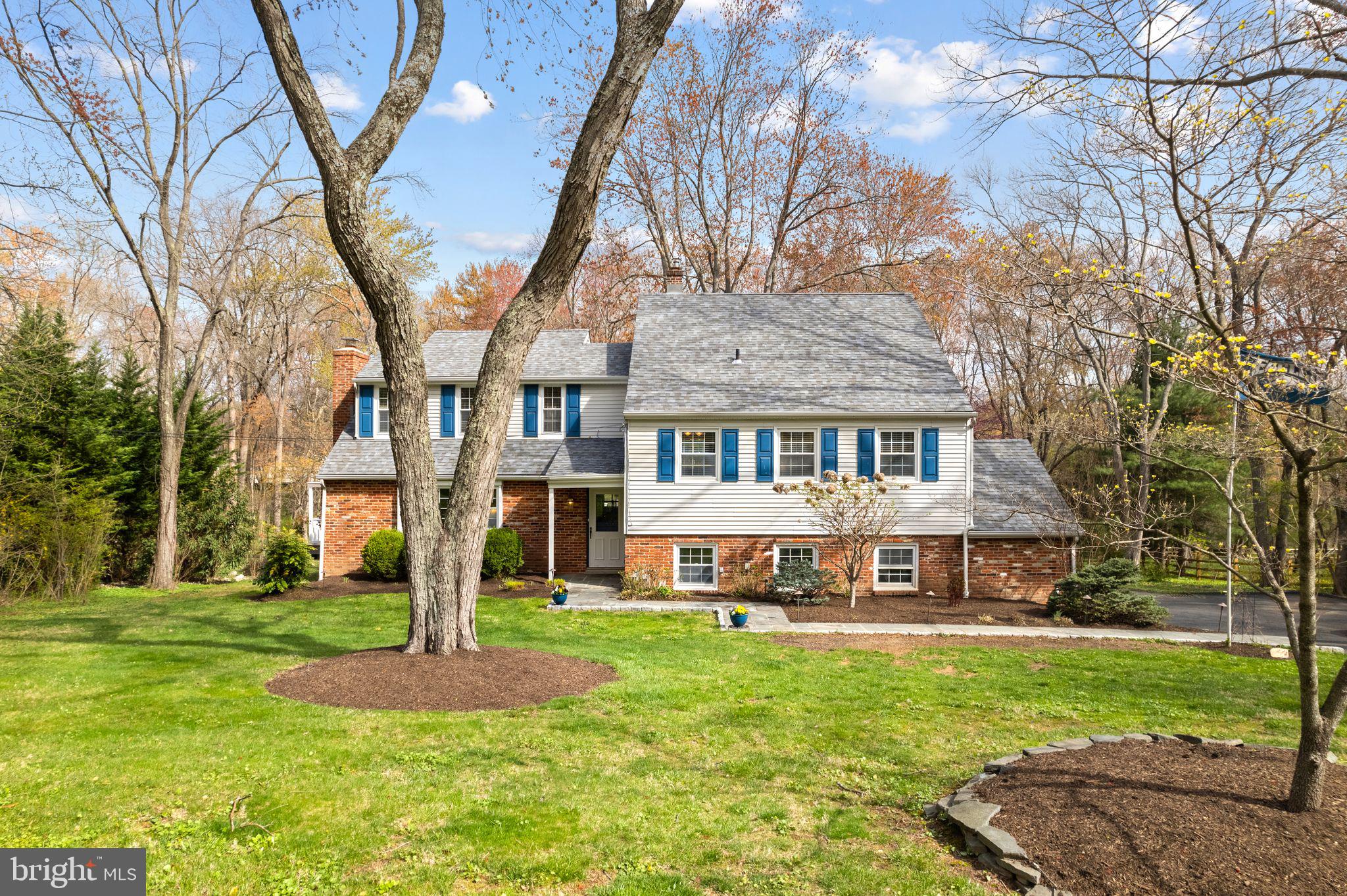 409 TOLAND DRIVE