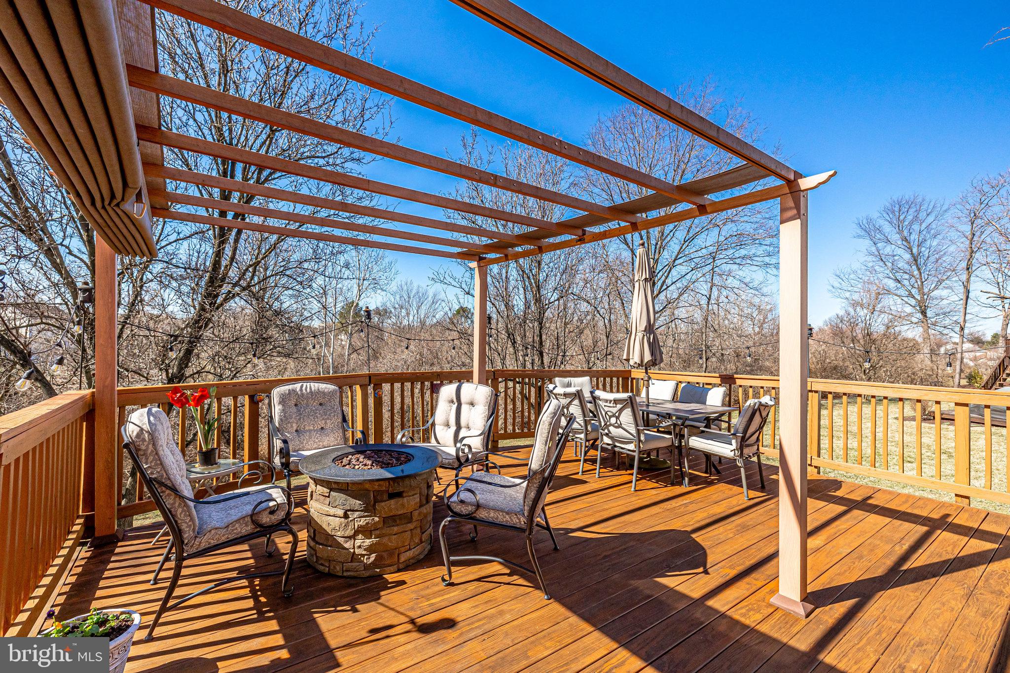 CHANTILLY HIGHLANDS - Residential