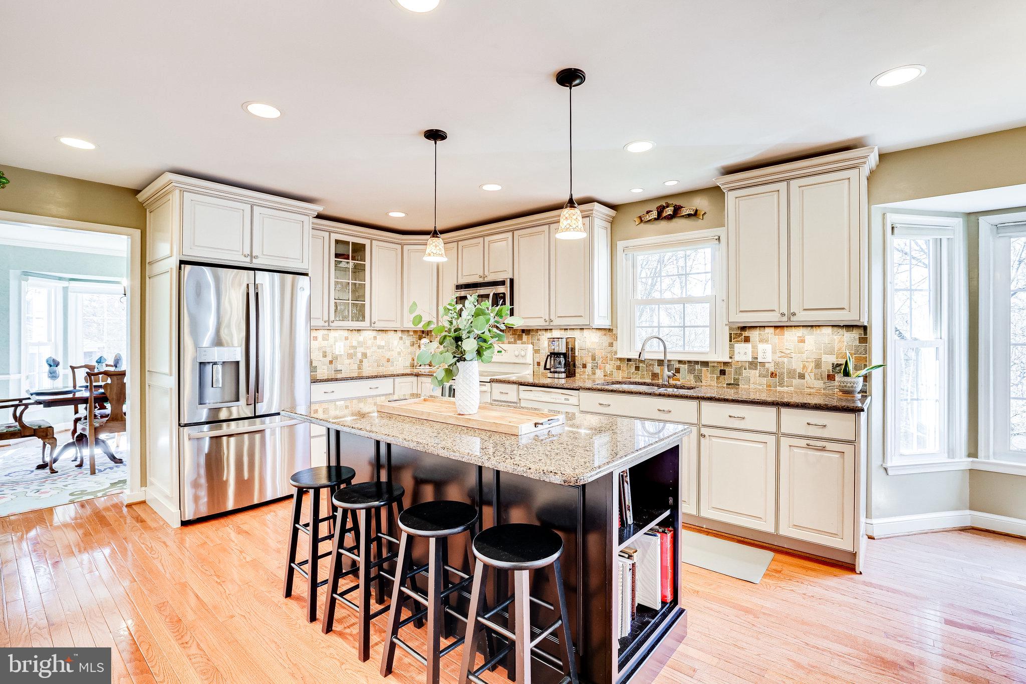 CHANTILLY HIGHLANDS - Residential