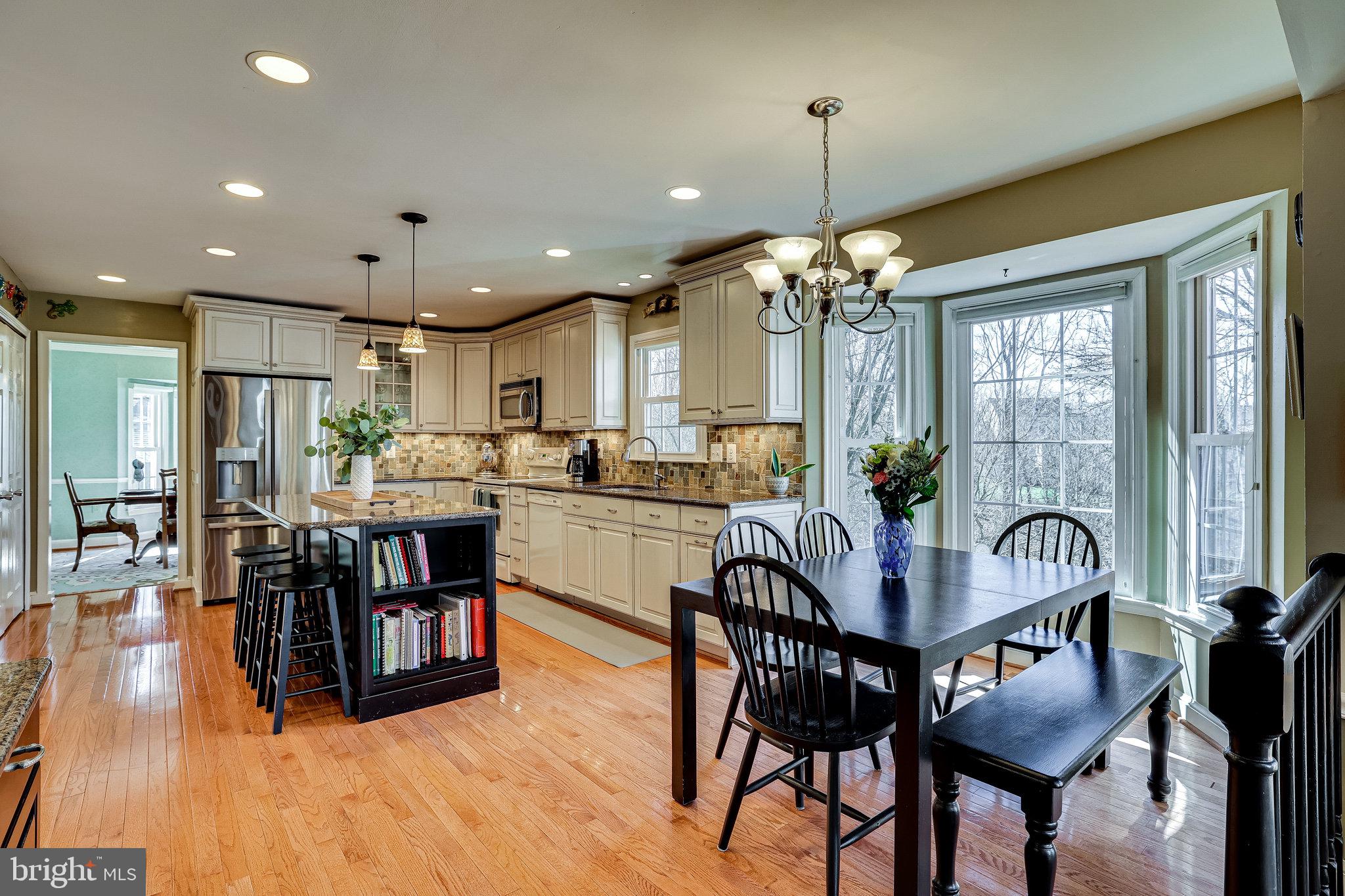 CHANTILLY HIGHLANDS - Residential