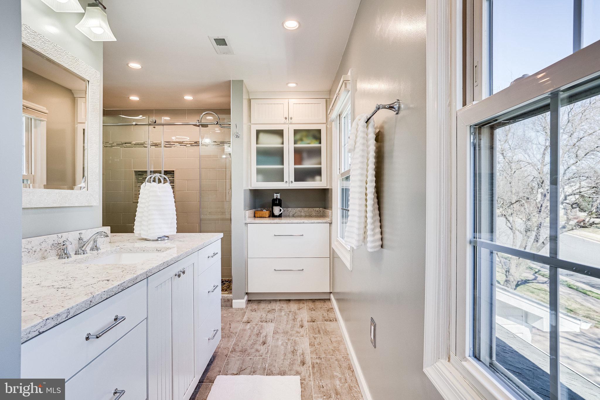 CHANTILLY HIGHLANDS - Residential