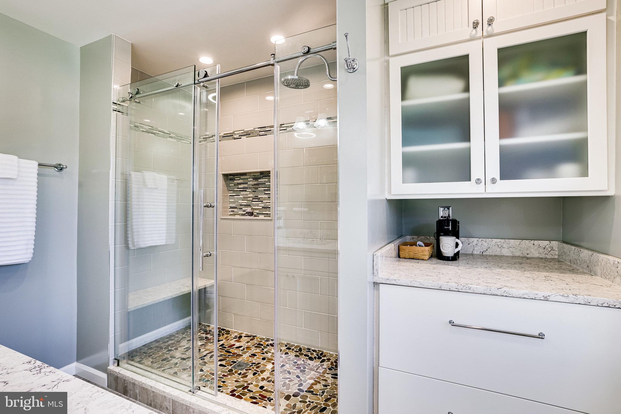 CHANTILLY HIGHLANDS - Residential