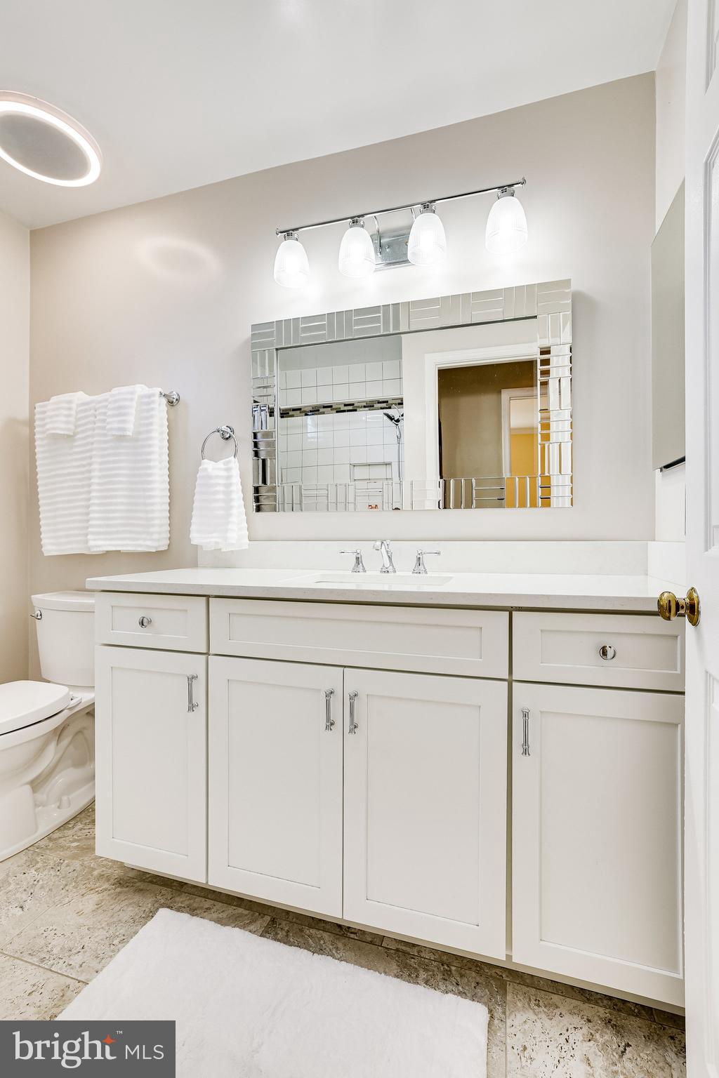 CHANTILLY HIGHLANDS - Residential