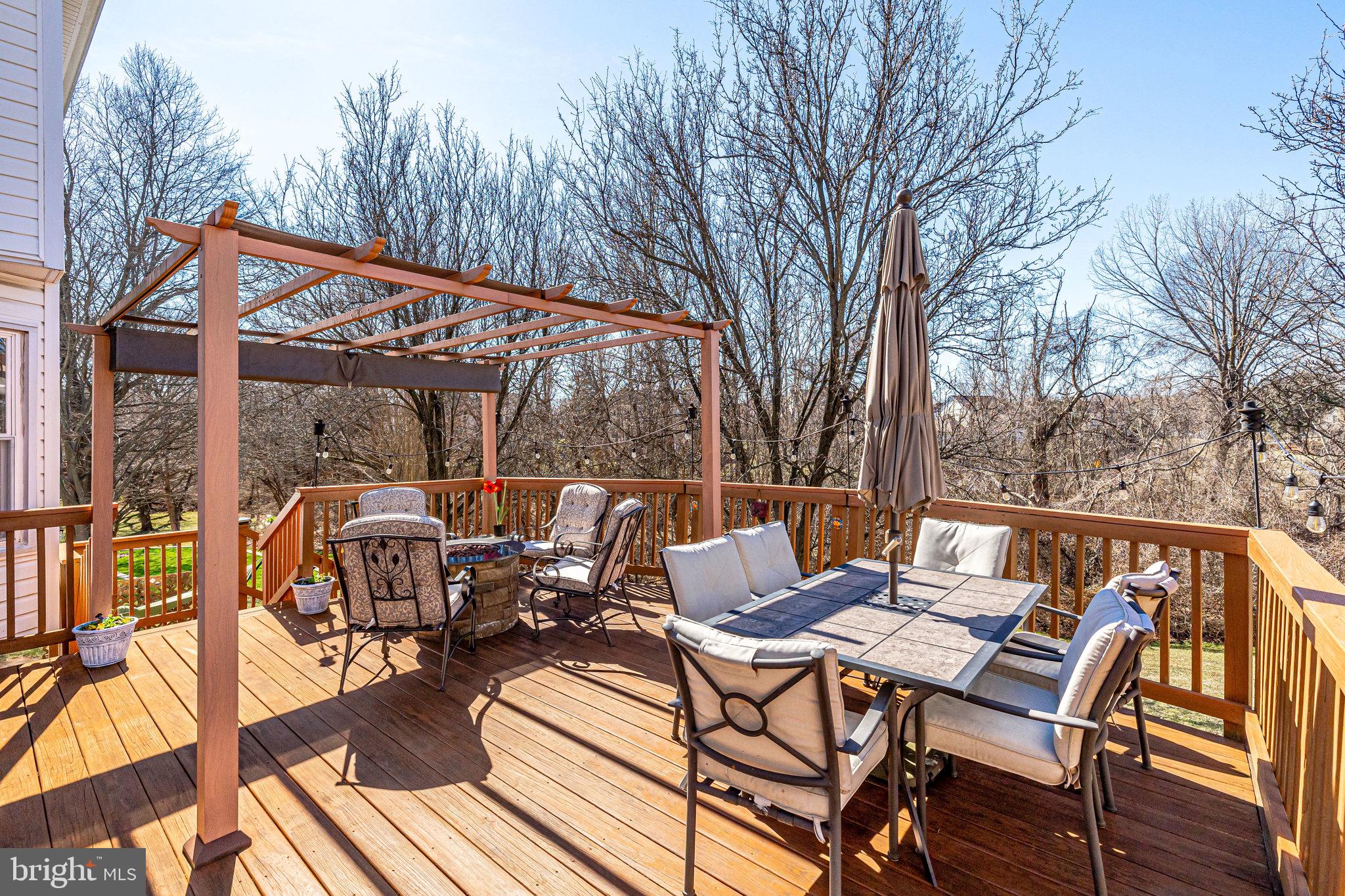 CHANTILLY HIGHLANDS - Residential