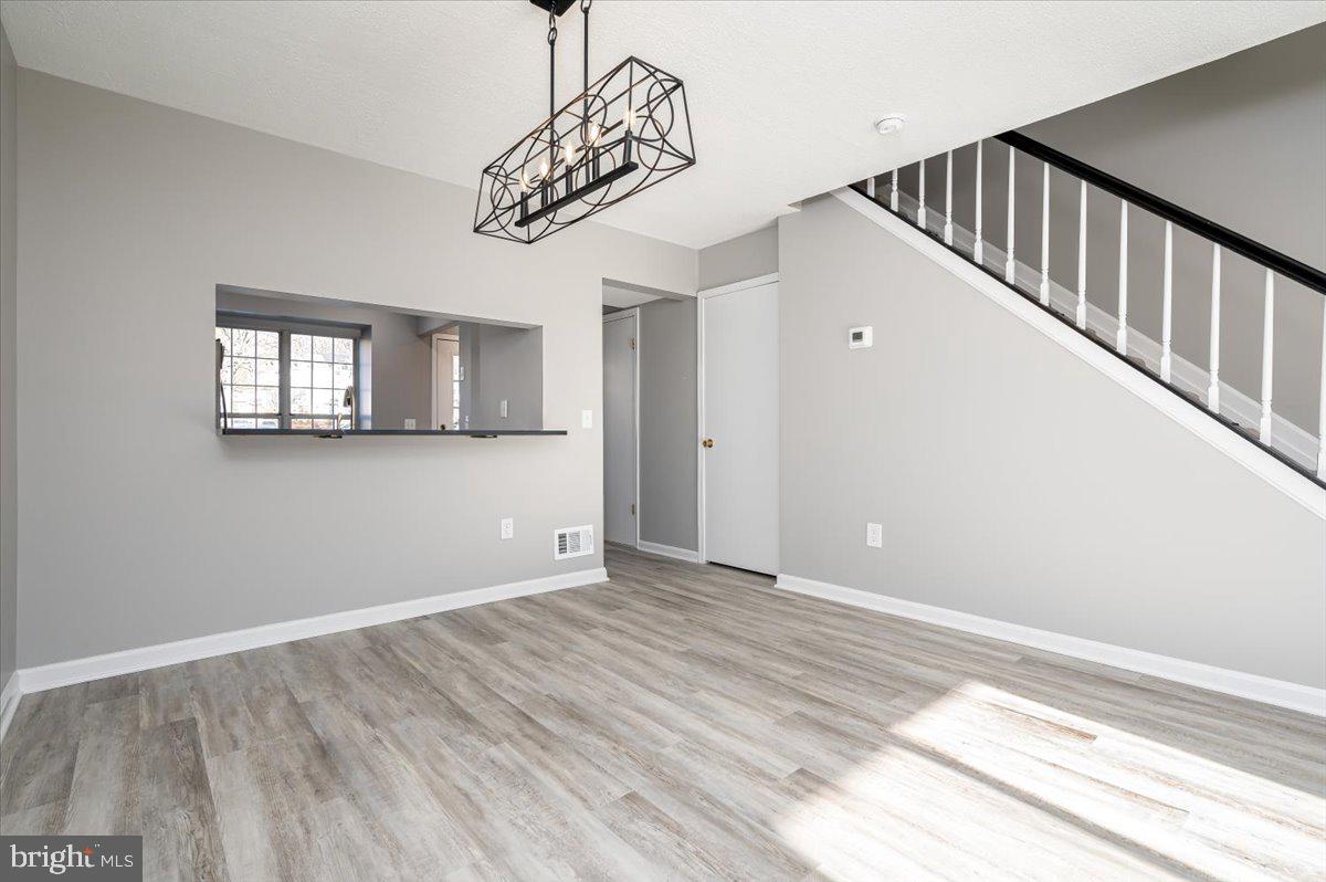 GLENSHIRE TOWNE - Residential