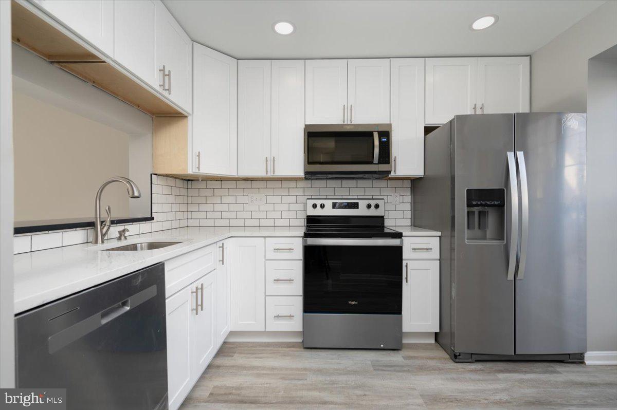 GLENSHIRE TOWNE - Residential