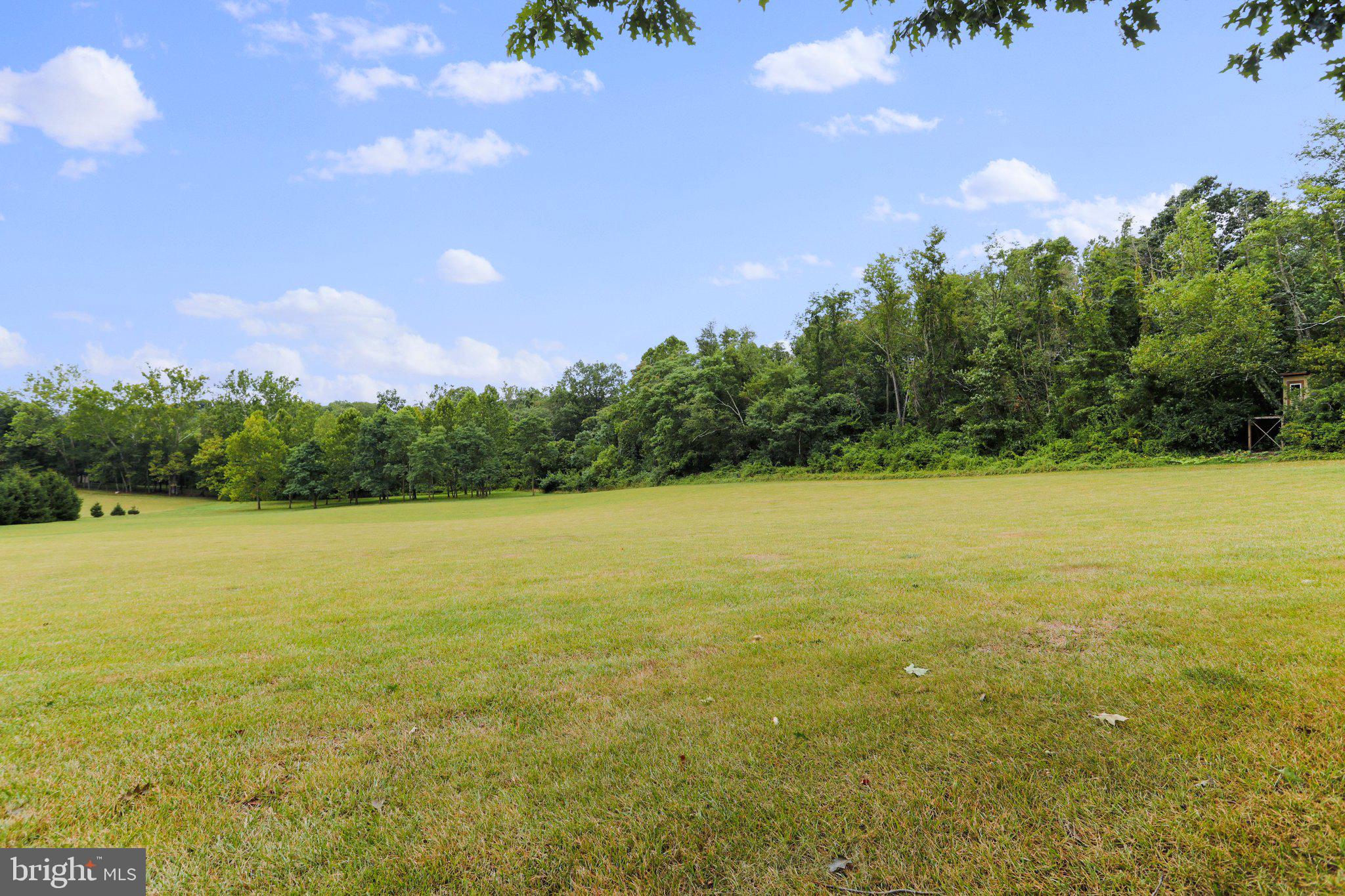 BIG POOL - Residential