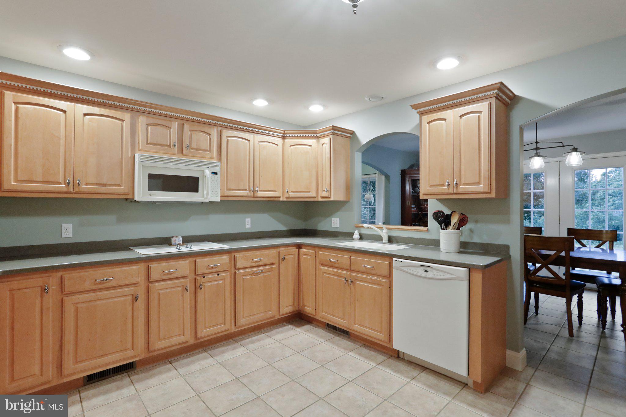 BIG POOL - Residential