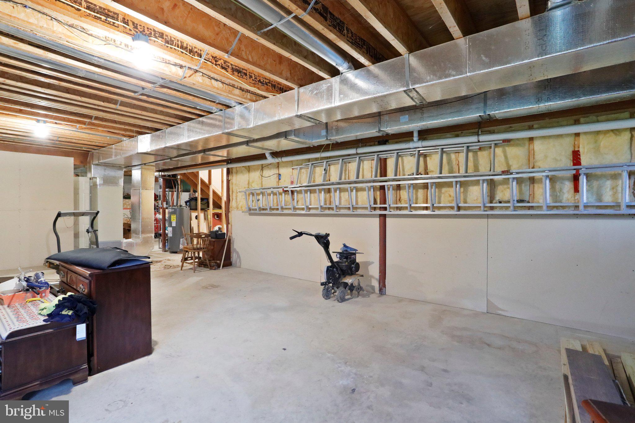 BIG POOL - Residential