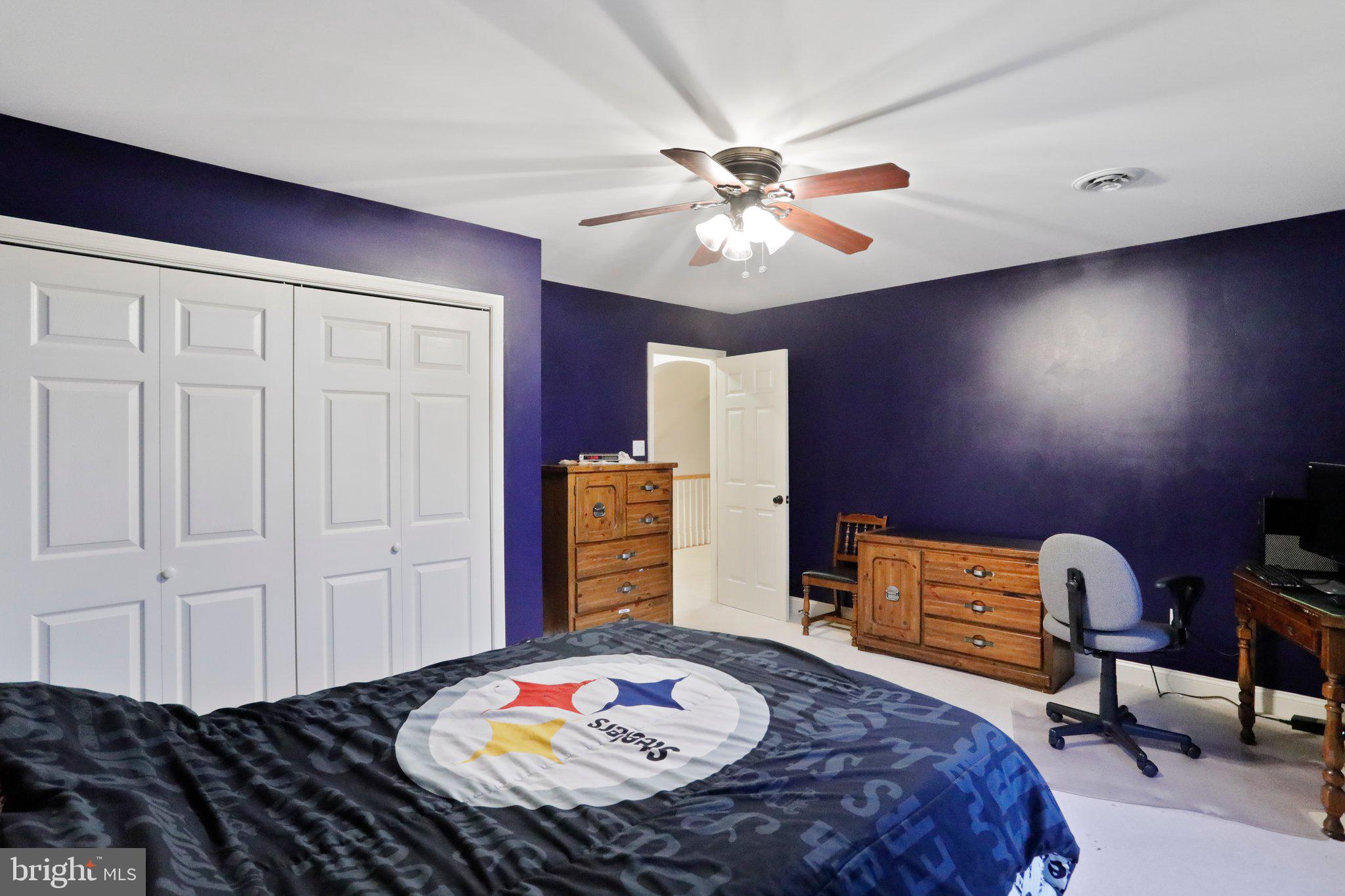 BIG POOL - Residential