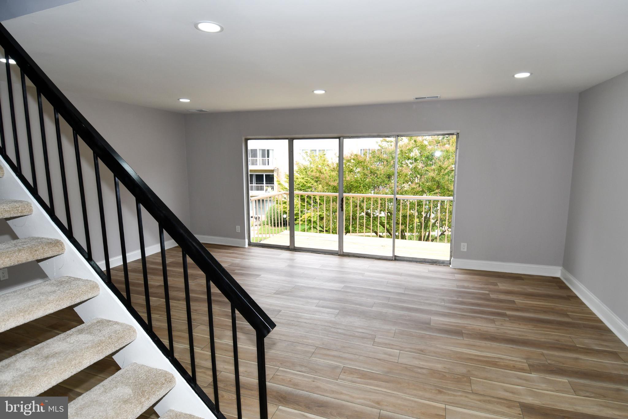 3225 UNIVERSITY BOULEVARD W 22
