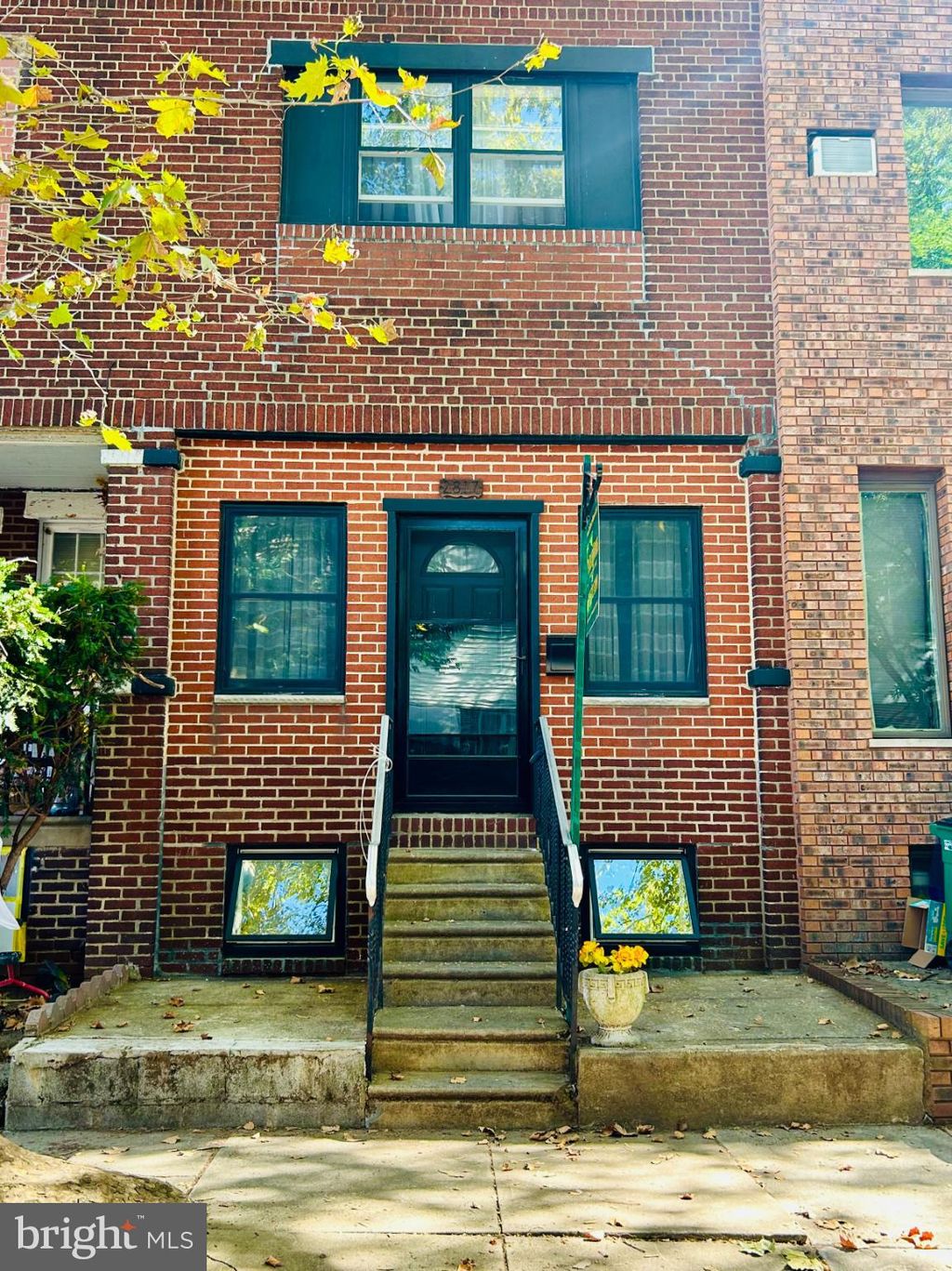 Photo of 2817 S Alder Street, PHILADELPHIA, PA 19148 (MLS # PAPH2546622)