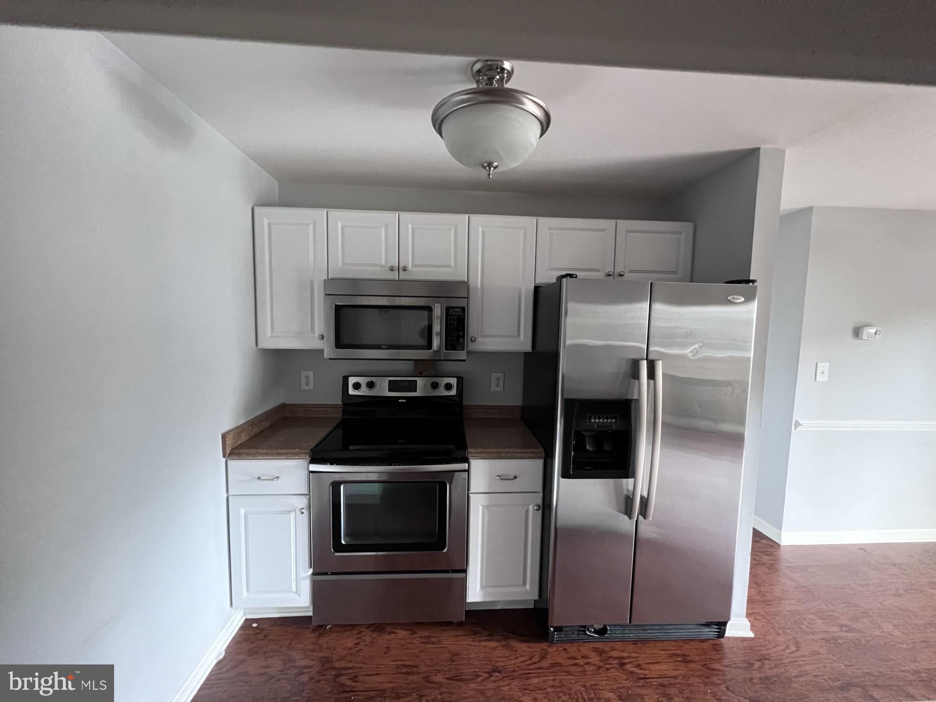 CROMWELL FOUNTAIN - Residential Lease