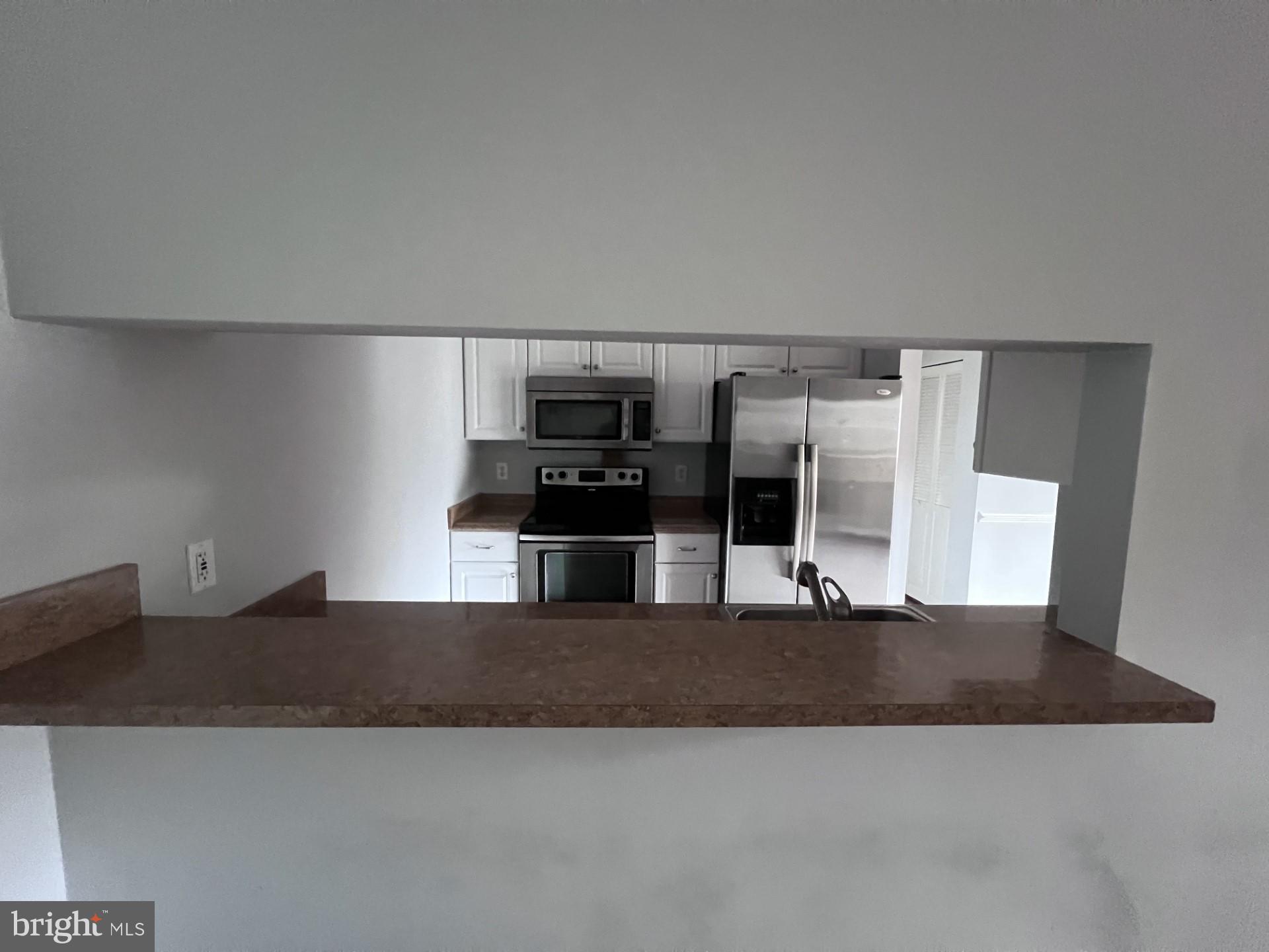 CROMWELL FOUNTAIN - Residential Lease