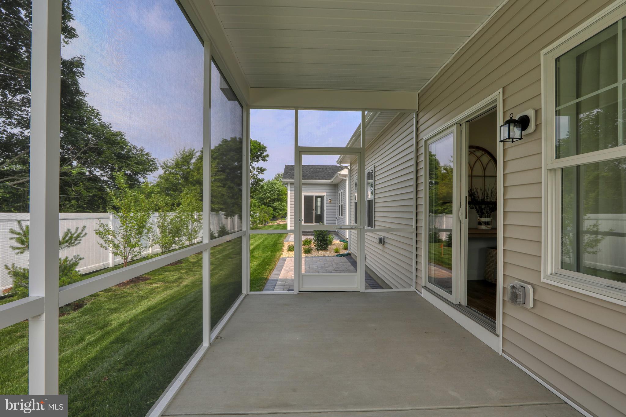 WESTRIDGE SHORES - Residential