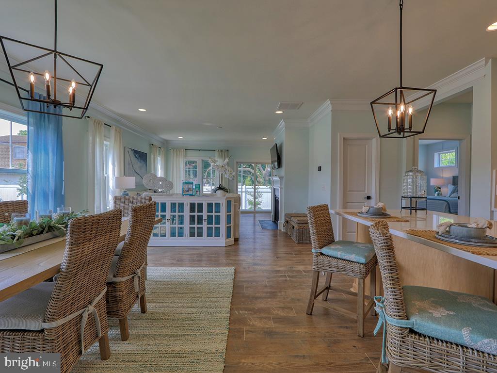 WESTRIDGE SHORES - Residential