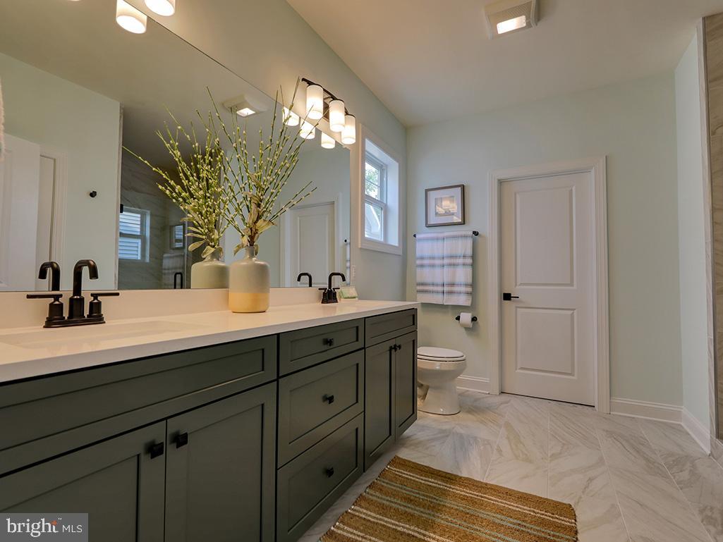 WESTRIDGE SHORES - Residential