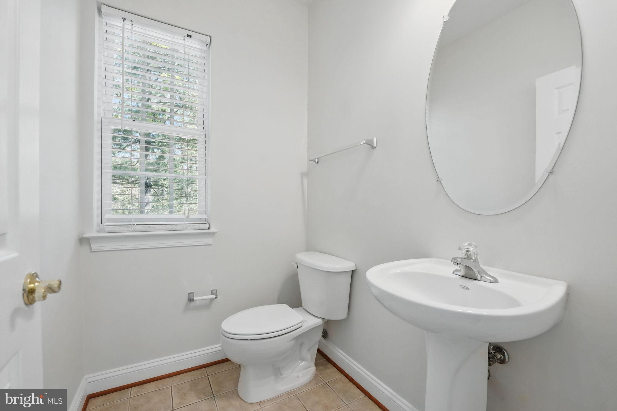 FAWN LAKE - Residential Lease