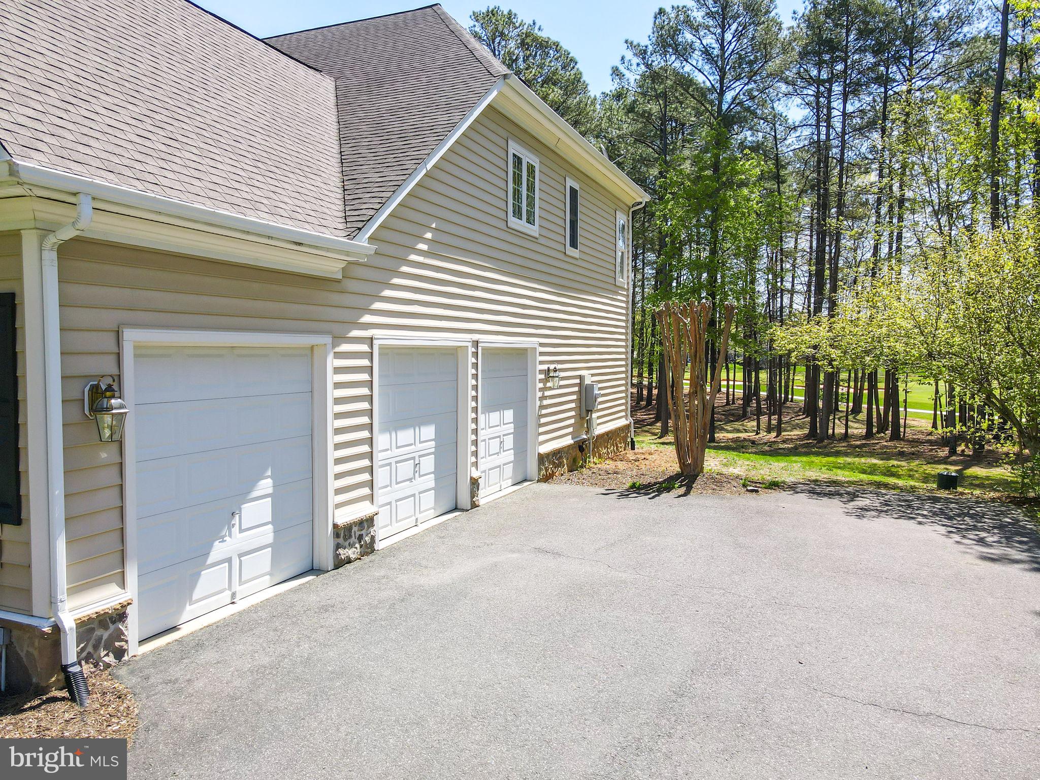 FAWN LAKE - Residential Lease