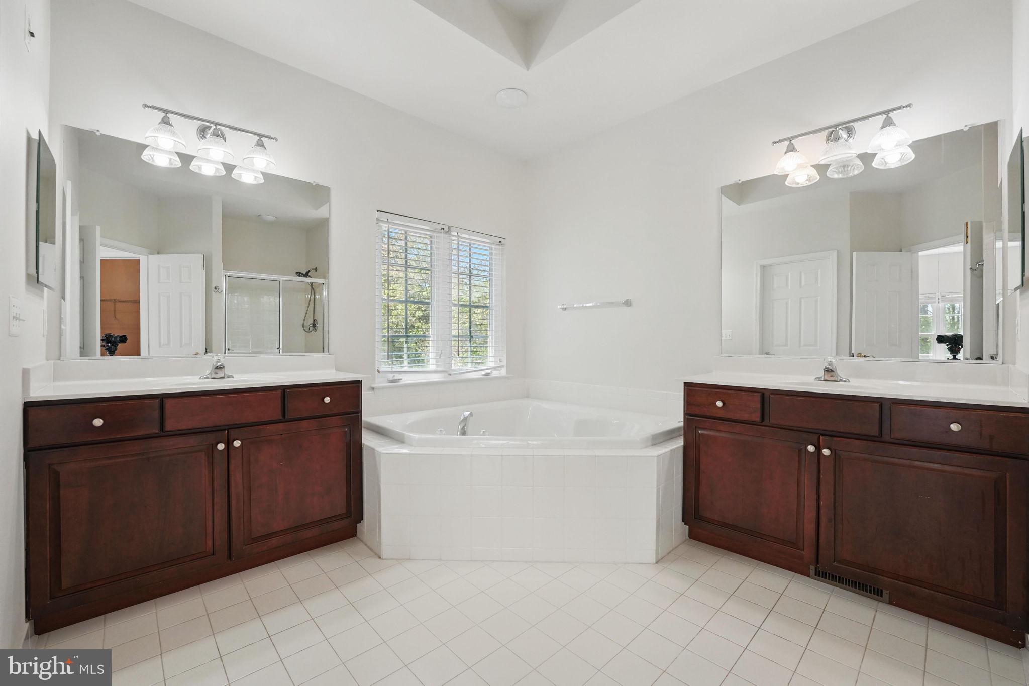 FAWN LAKE - Residential Lease