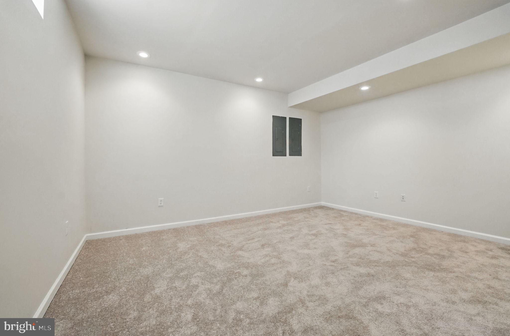 FAWN LAKE - Residential Lease