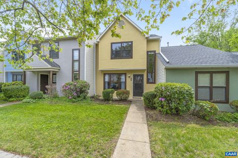 553 MILLSTONE CT CHARLOTTESVILLE VA 22901