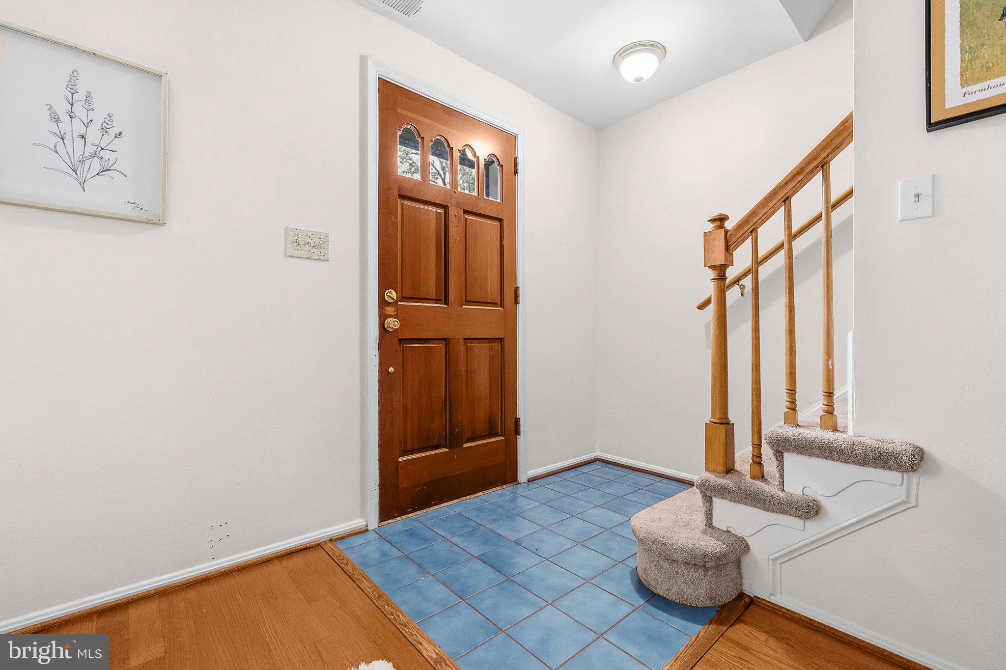 734 AZALEA DRIVE 11-734
