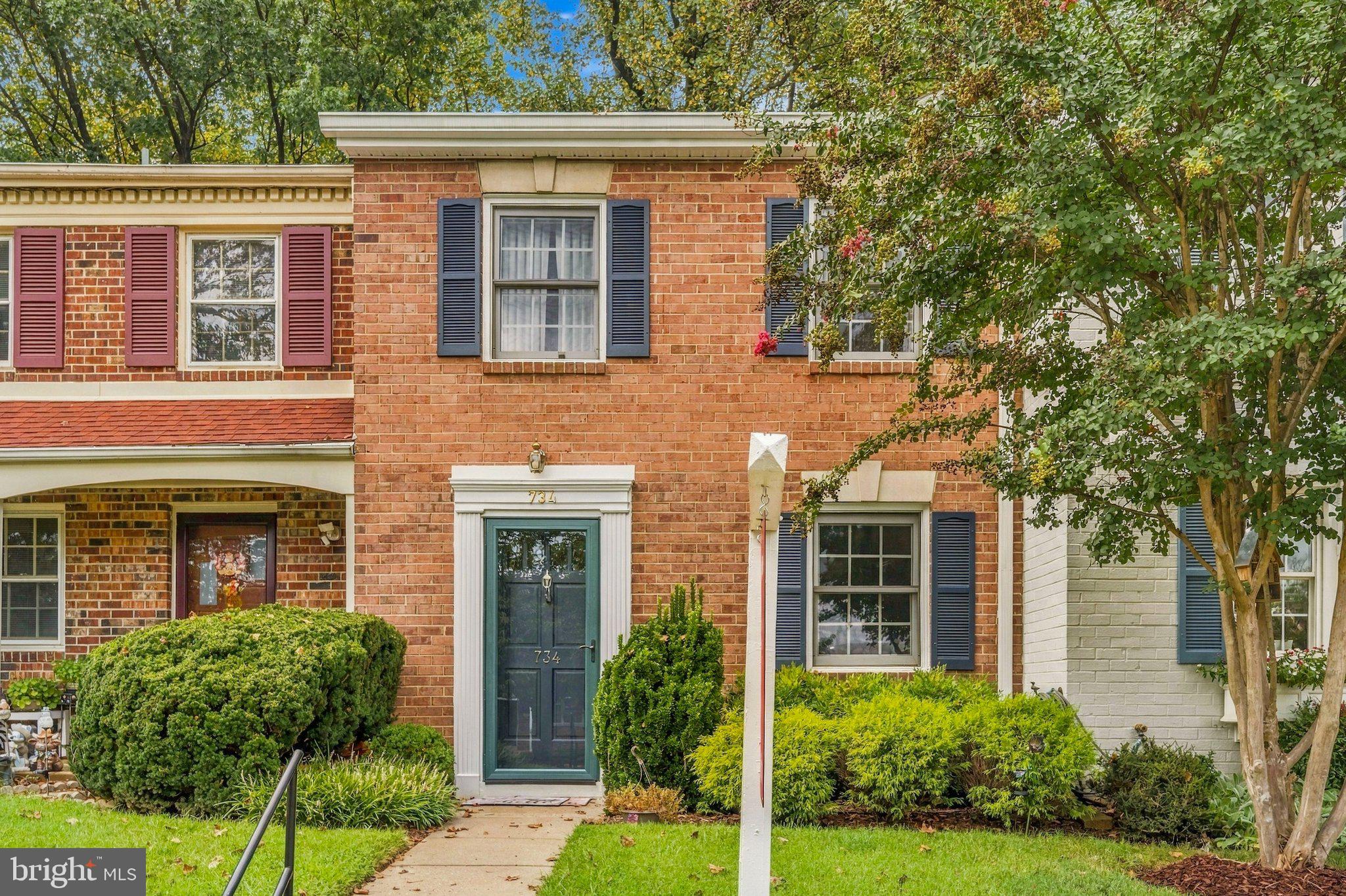 734 AZALEA DRIVE 11-734