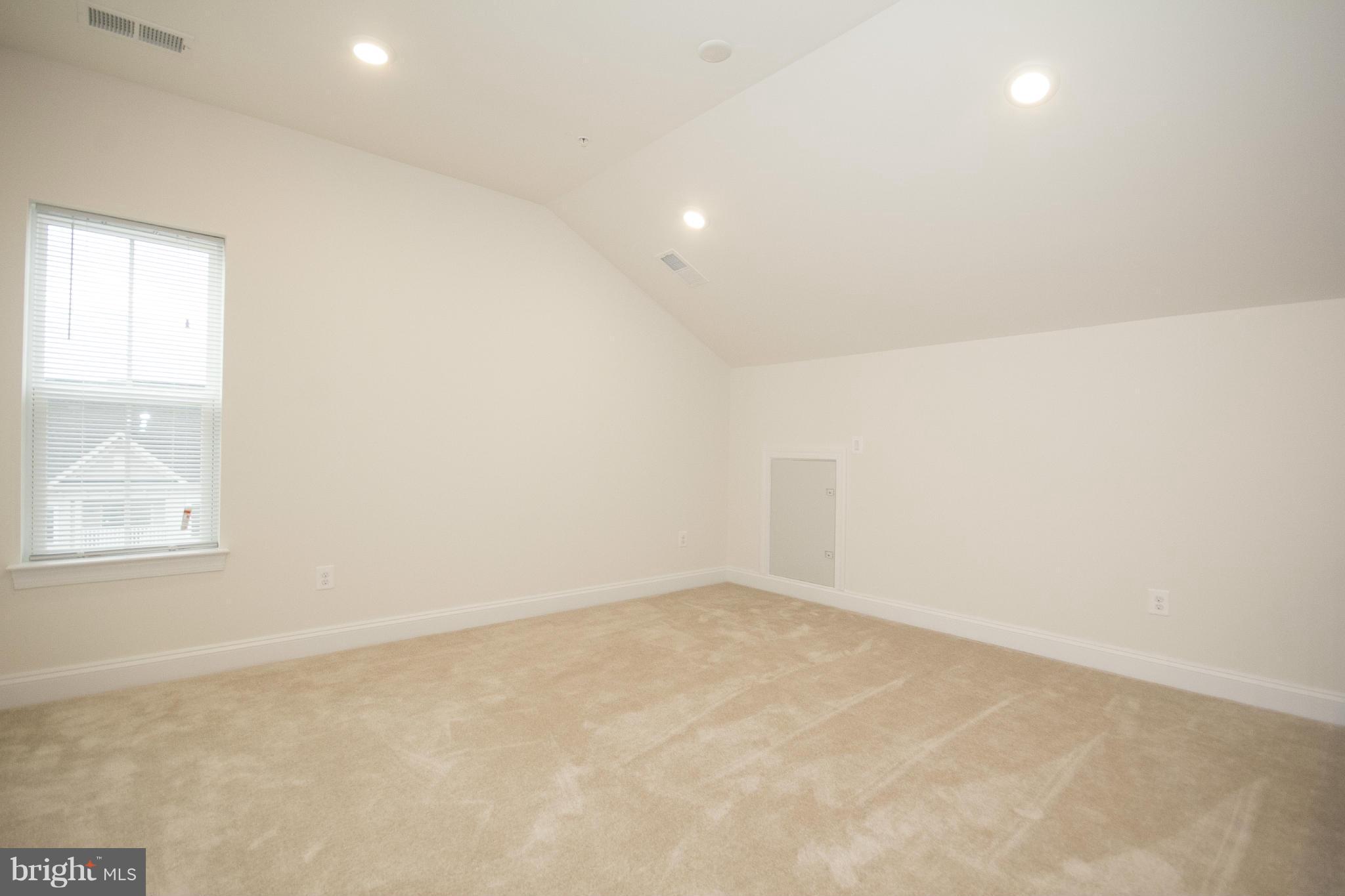 WAVERLY MEWS - Residential Lease