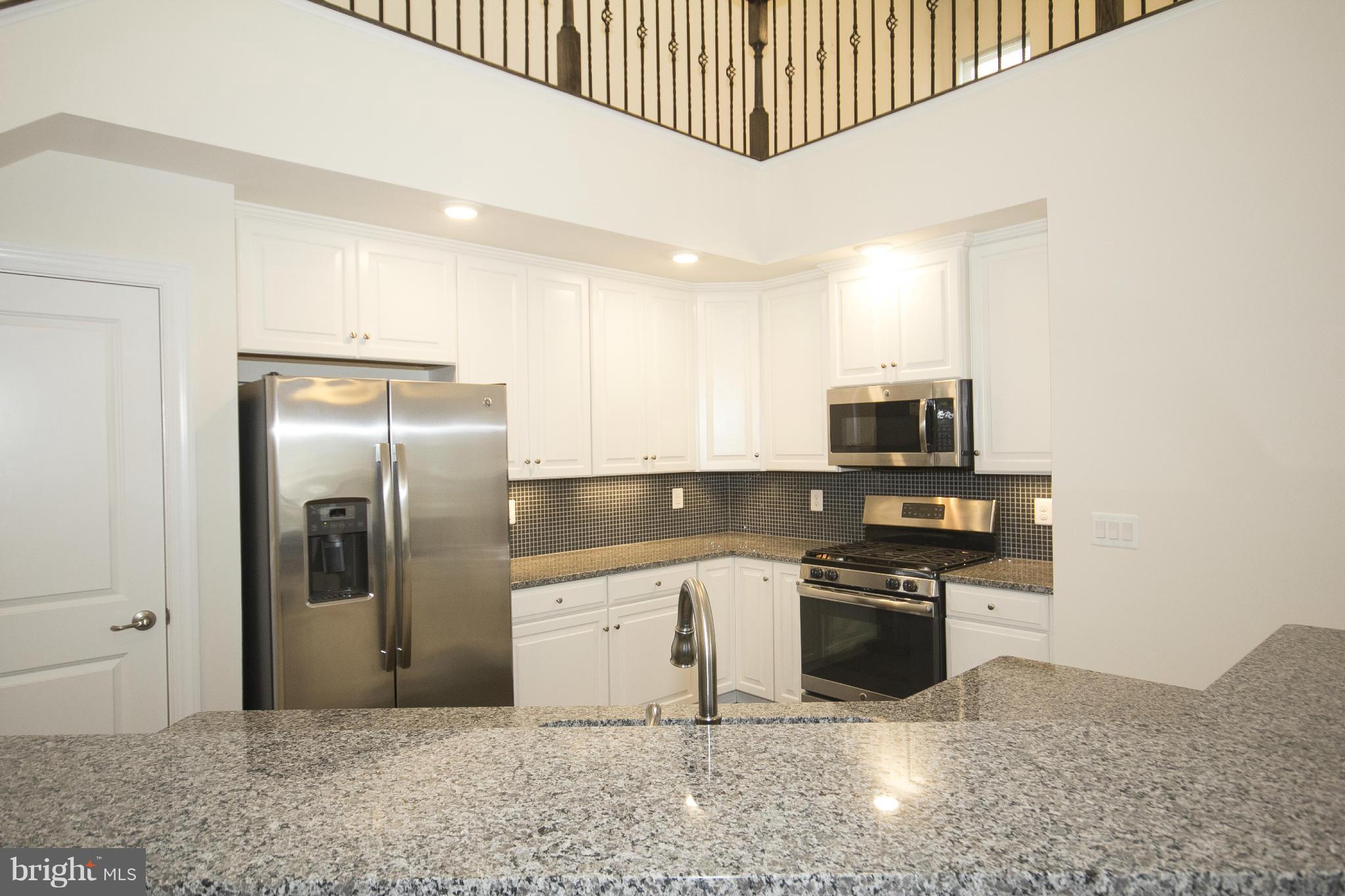 WAVERLY MEWS - Residential Lease